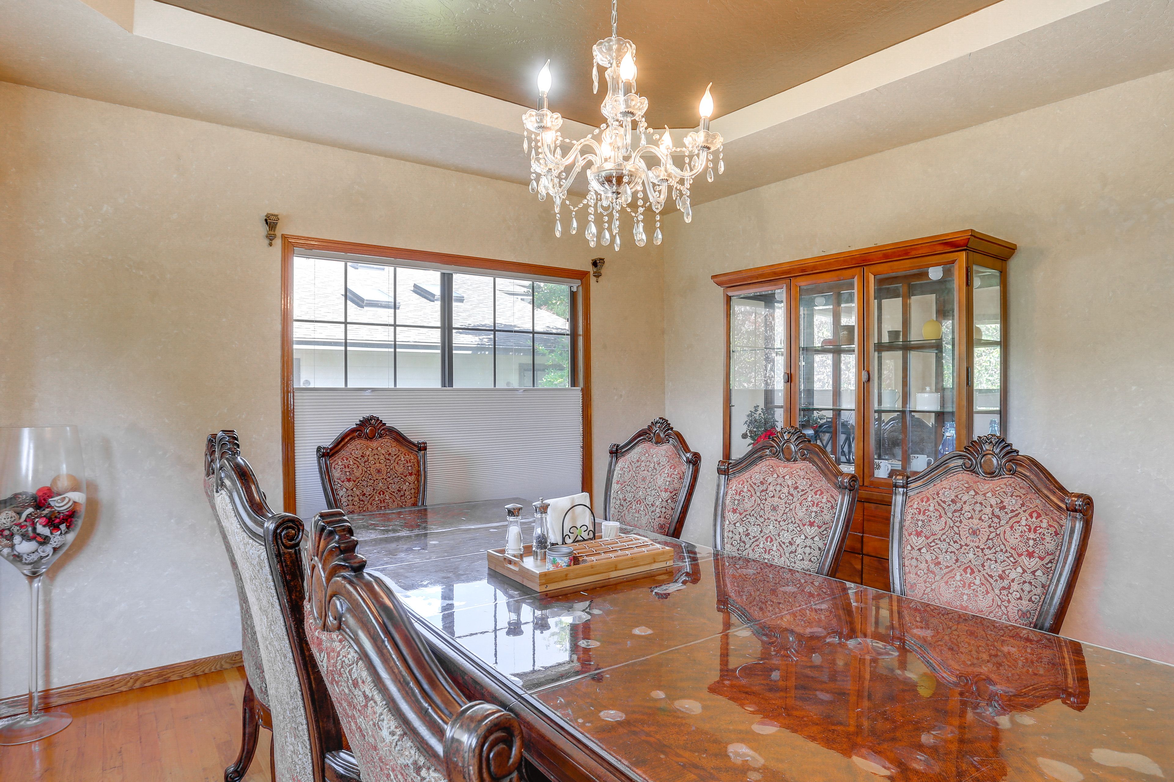 Dining Area | 1st Floor | Dishware/Flatware