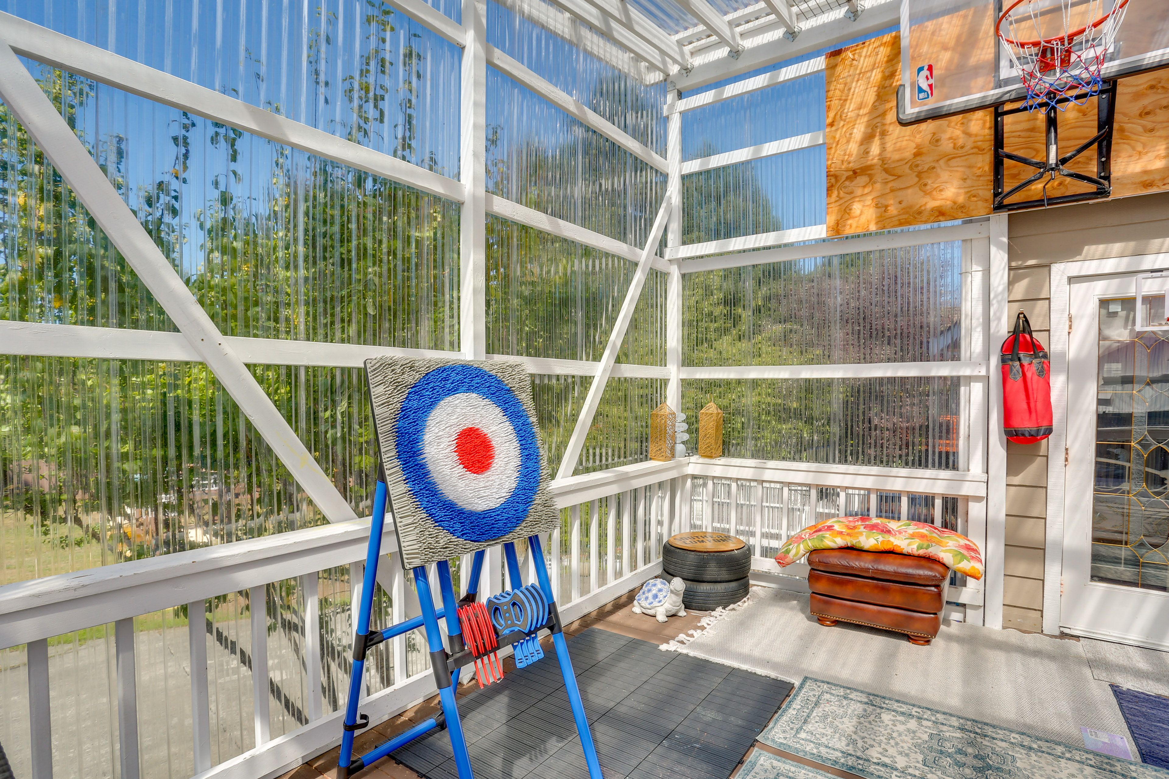 Furnished Sunroom | Games | Basketball Hoop