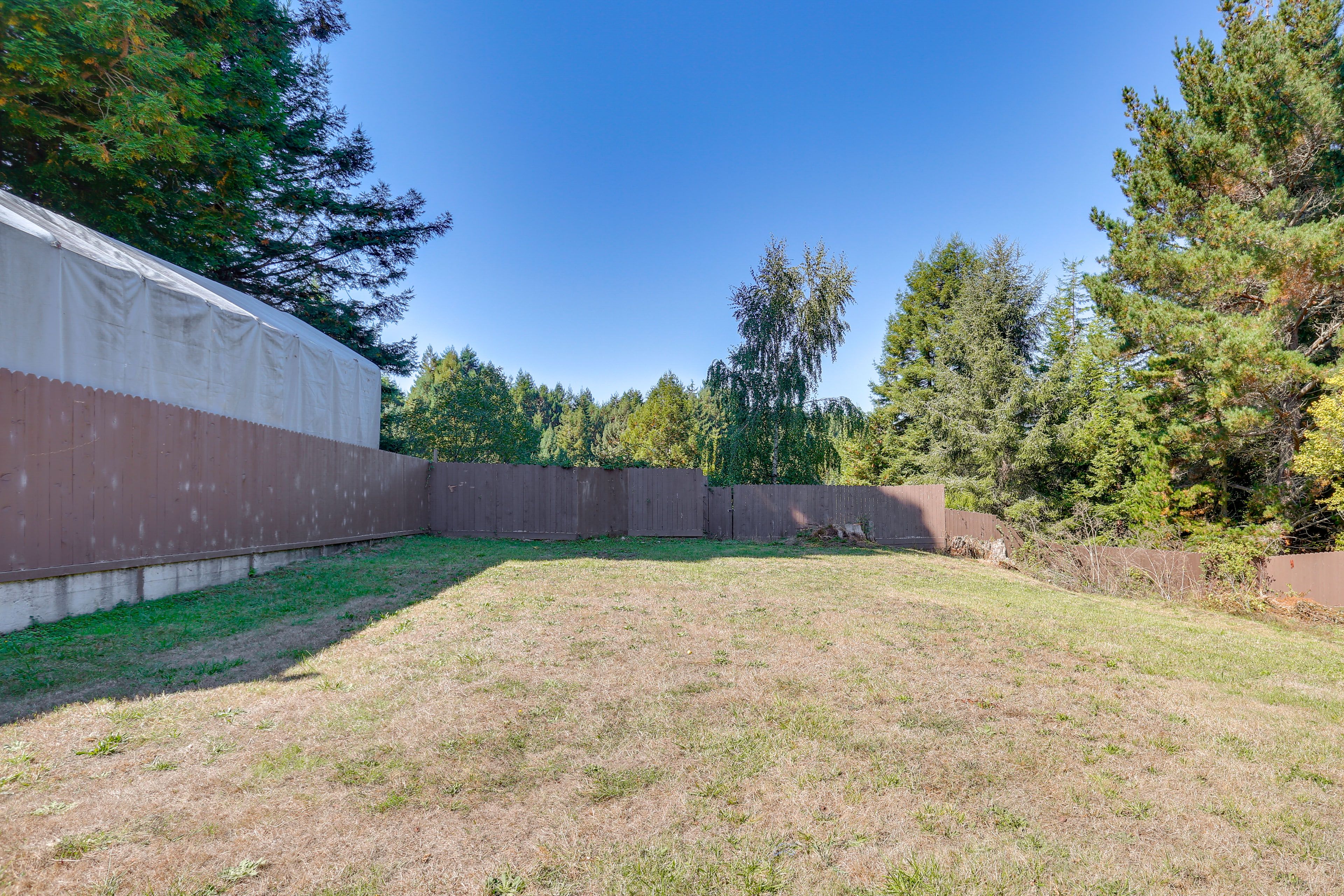 Private Yard | Children's Playset