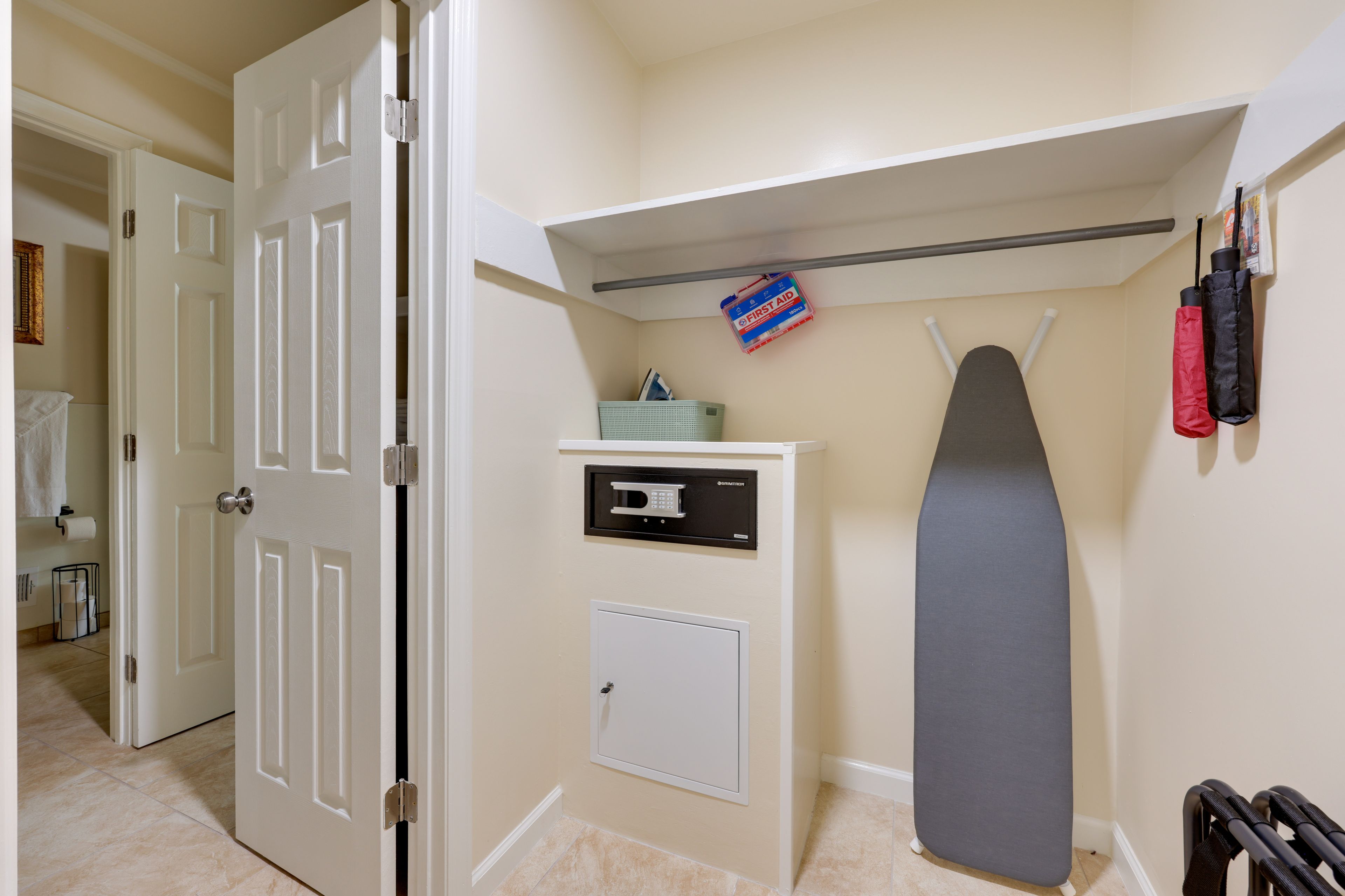 Closet