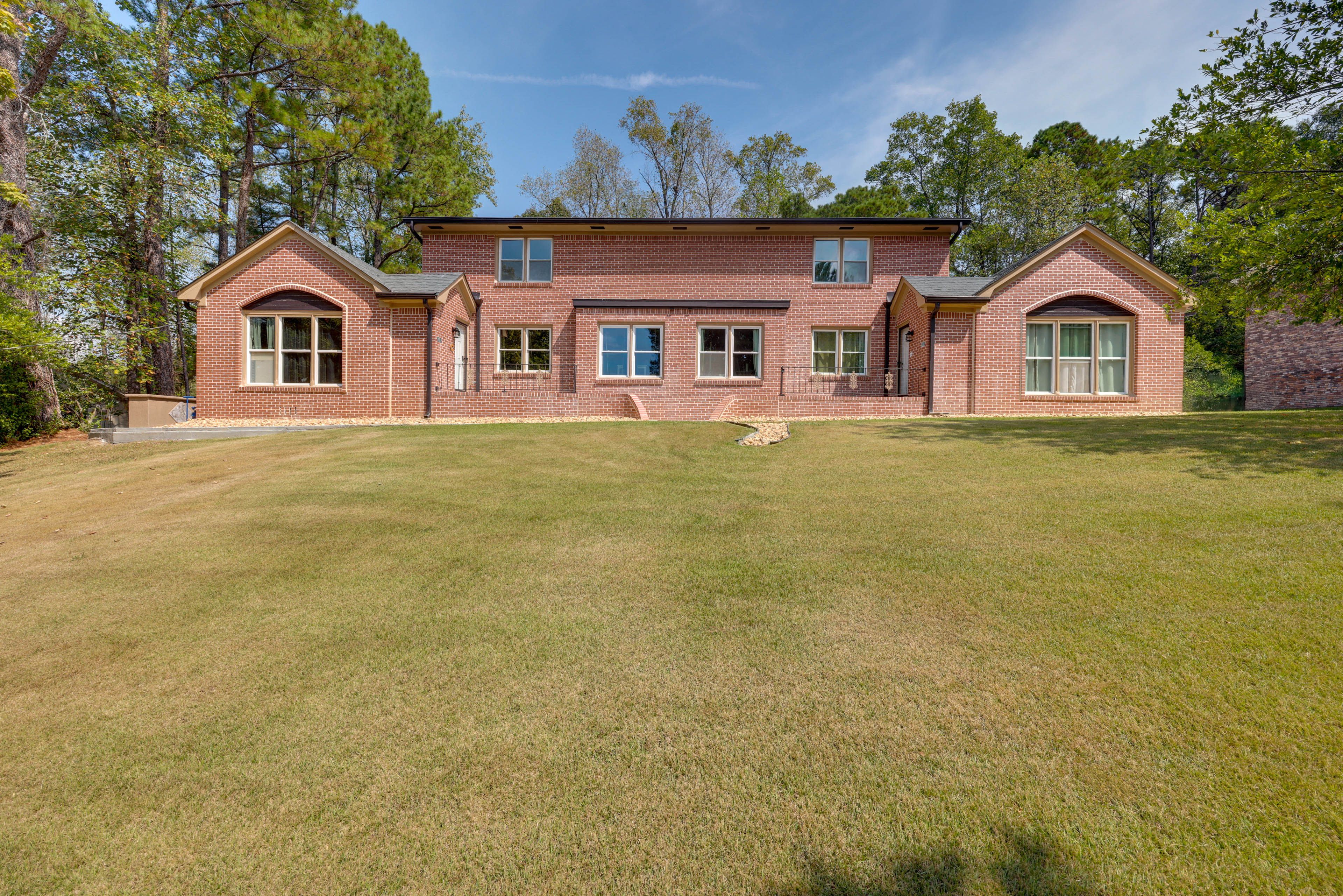 Property Exterior | Self Check-In | 6 Mi to the Summit
