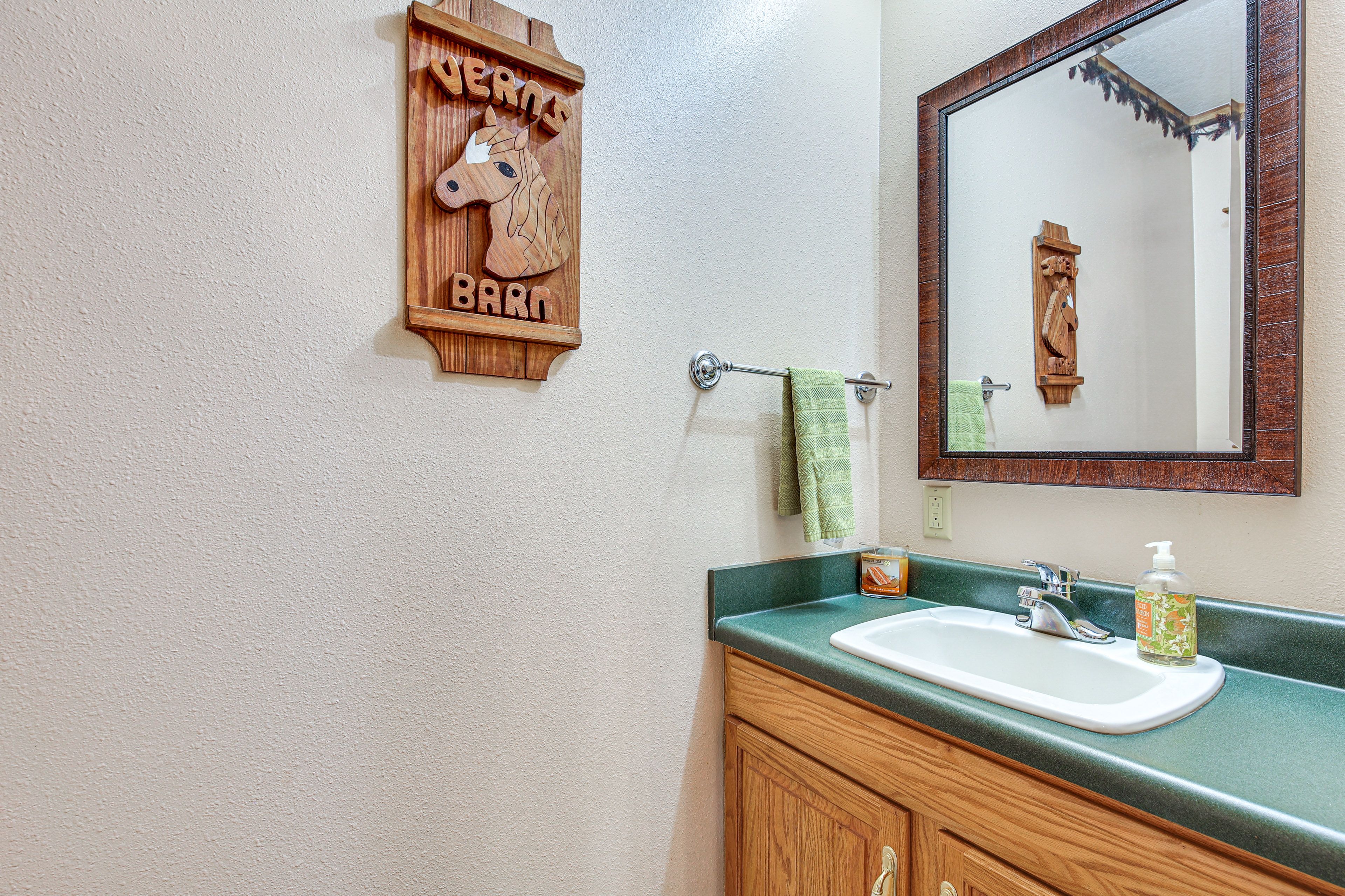 Half Bathroom | Main Floor