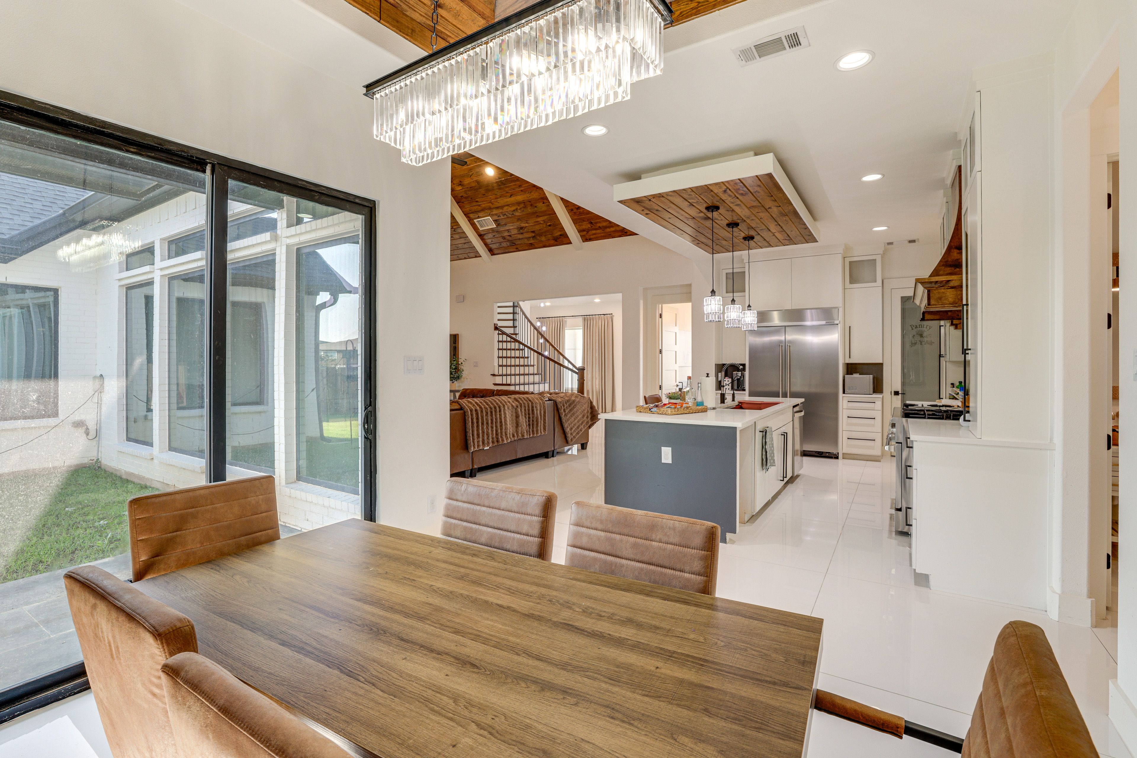 Dining Table | Kitchen