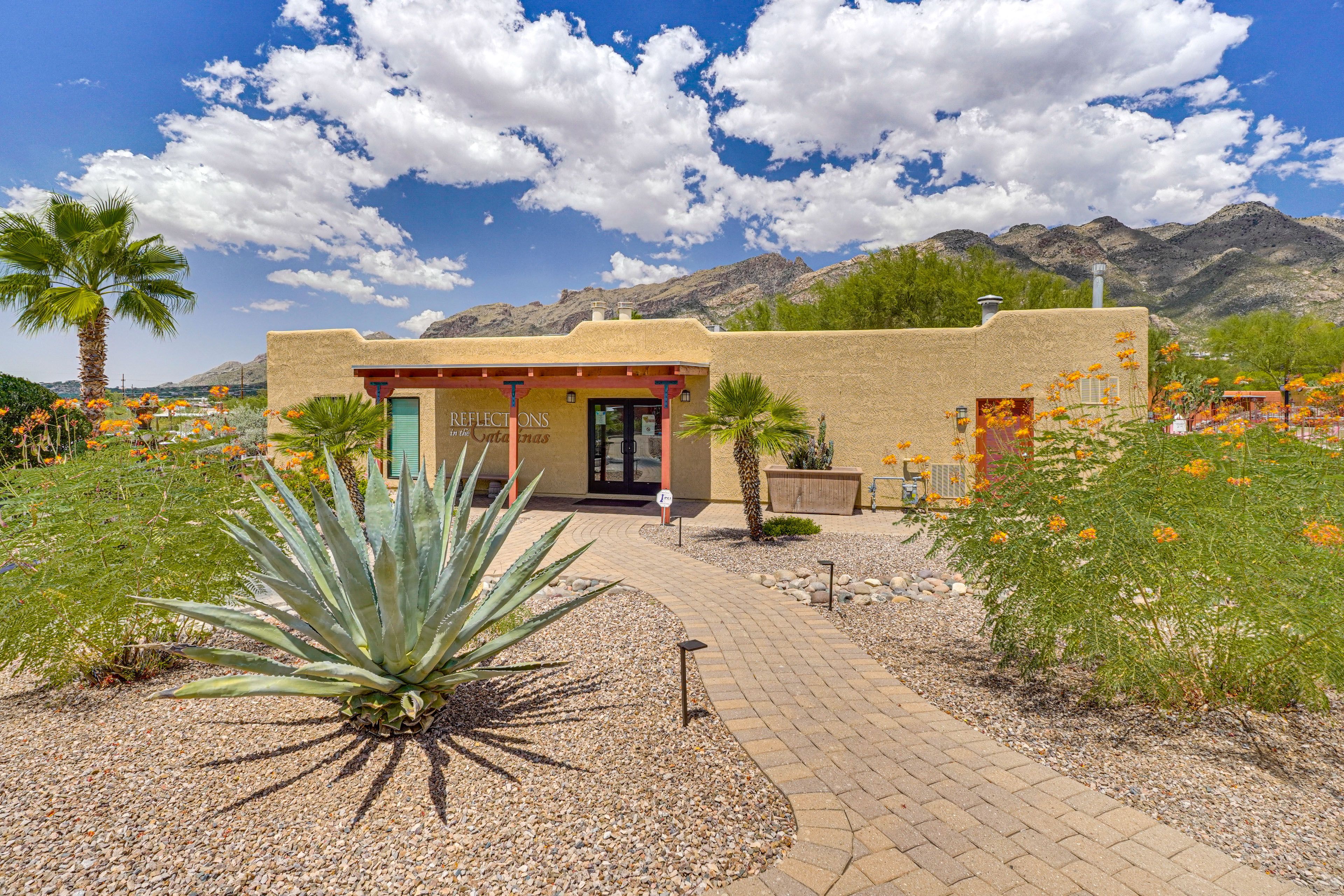 Reflections in the Catalinas | Community Amenities
