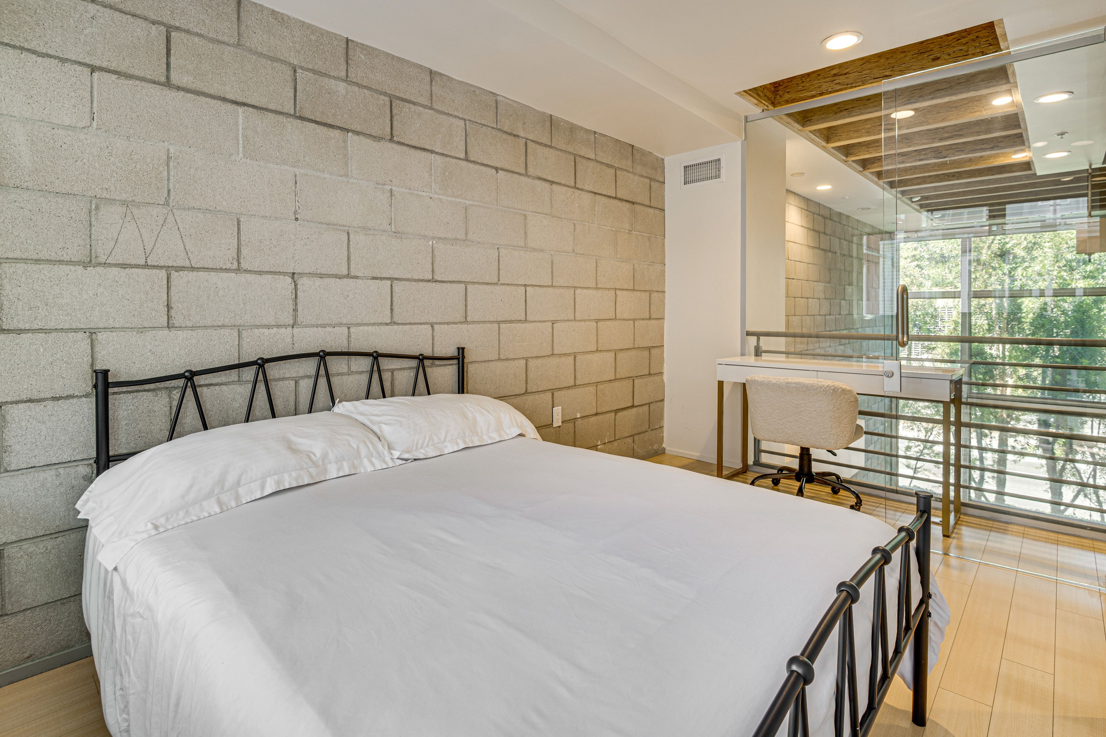Bedroom 2 | Full Bed | 2nd Floor