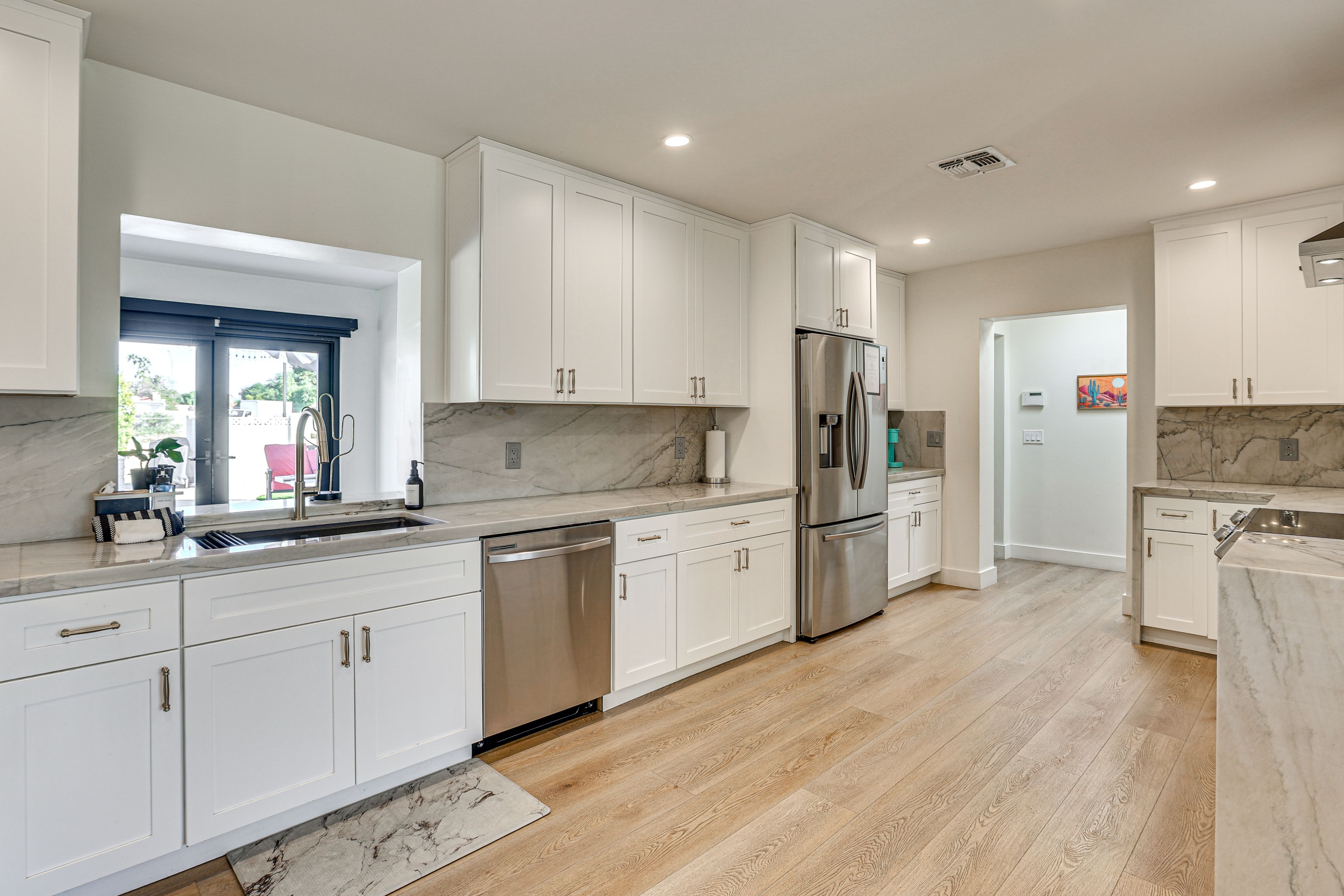 Kitchen | Keurig & Drip Coffee Makers | Air Fryer | Blender | Cooking Basics