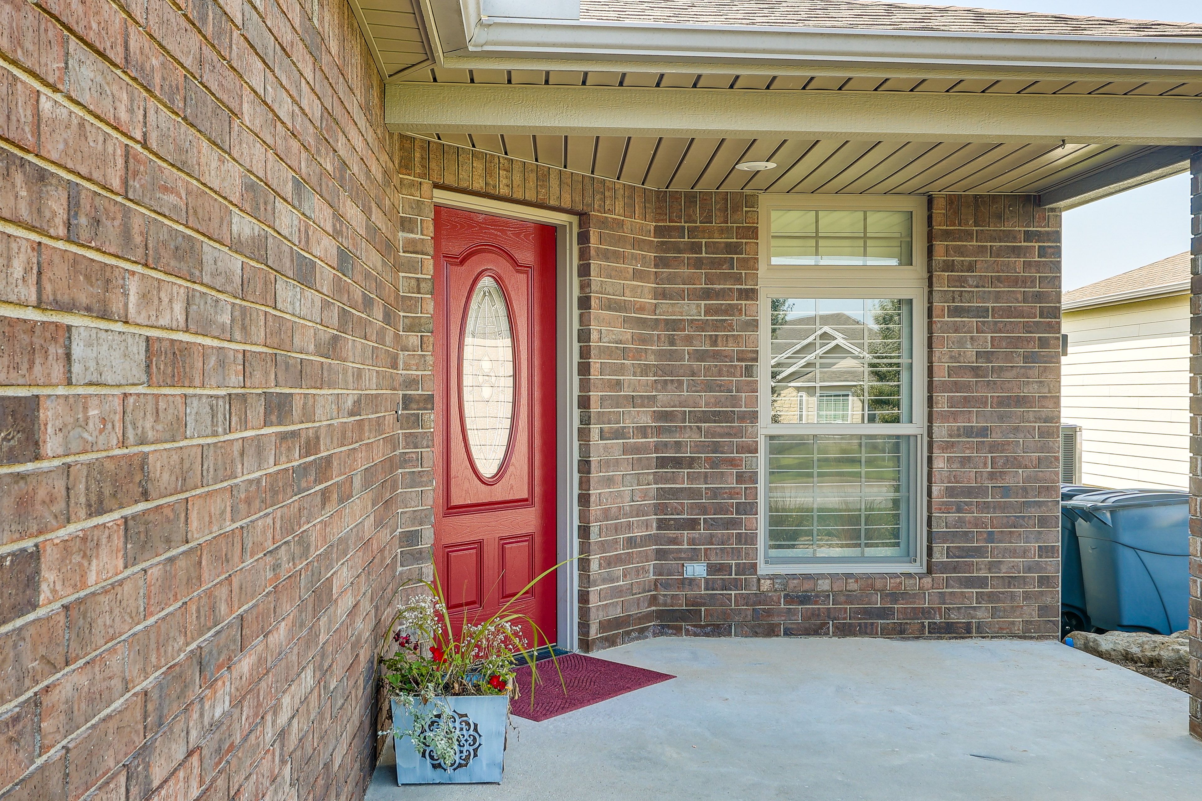 House Exterior | Keyless Entry