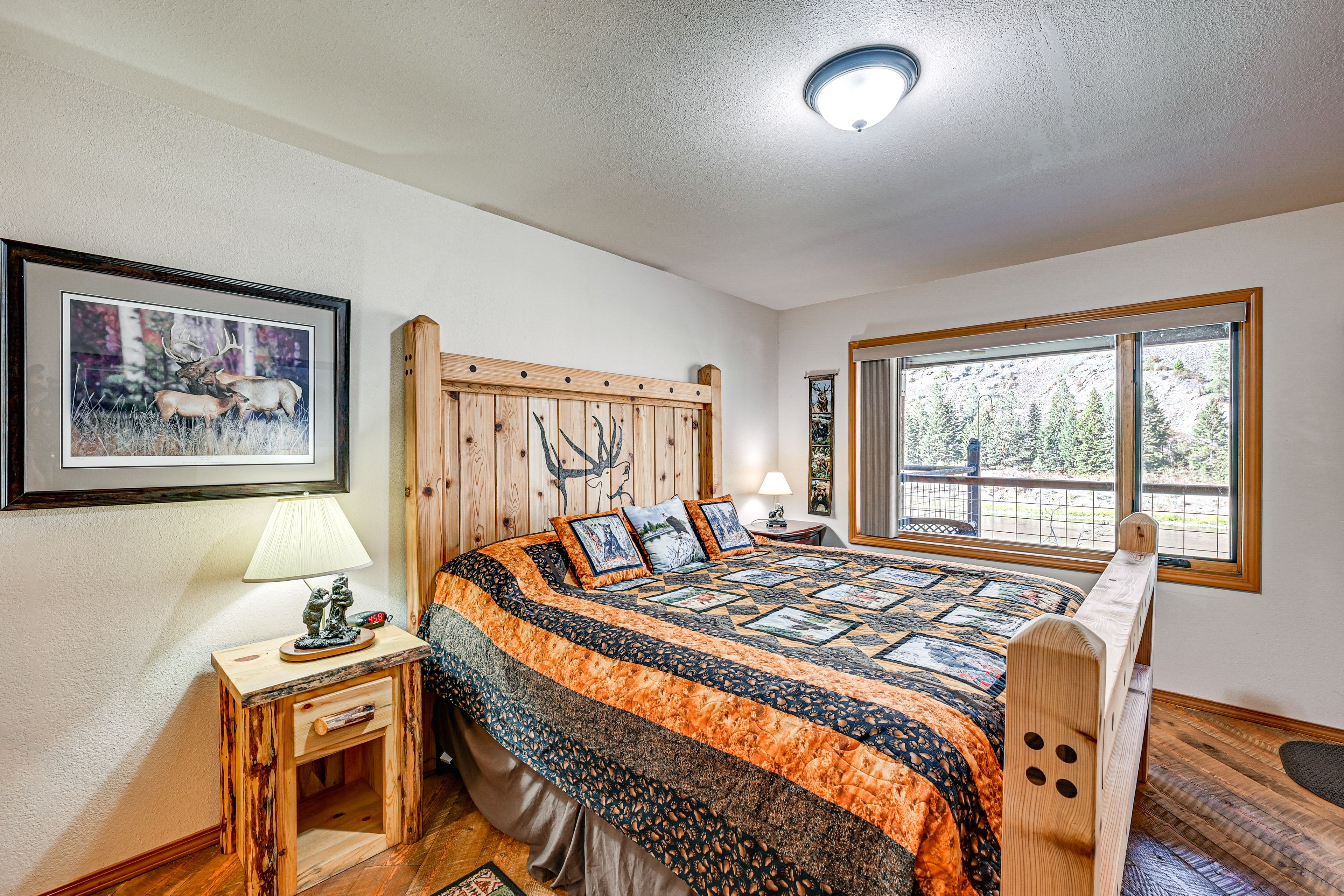 Bedroom 1 | King Bed | Main Level