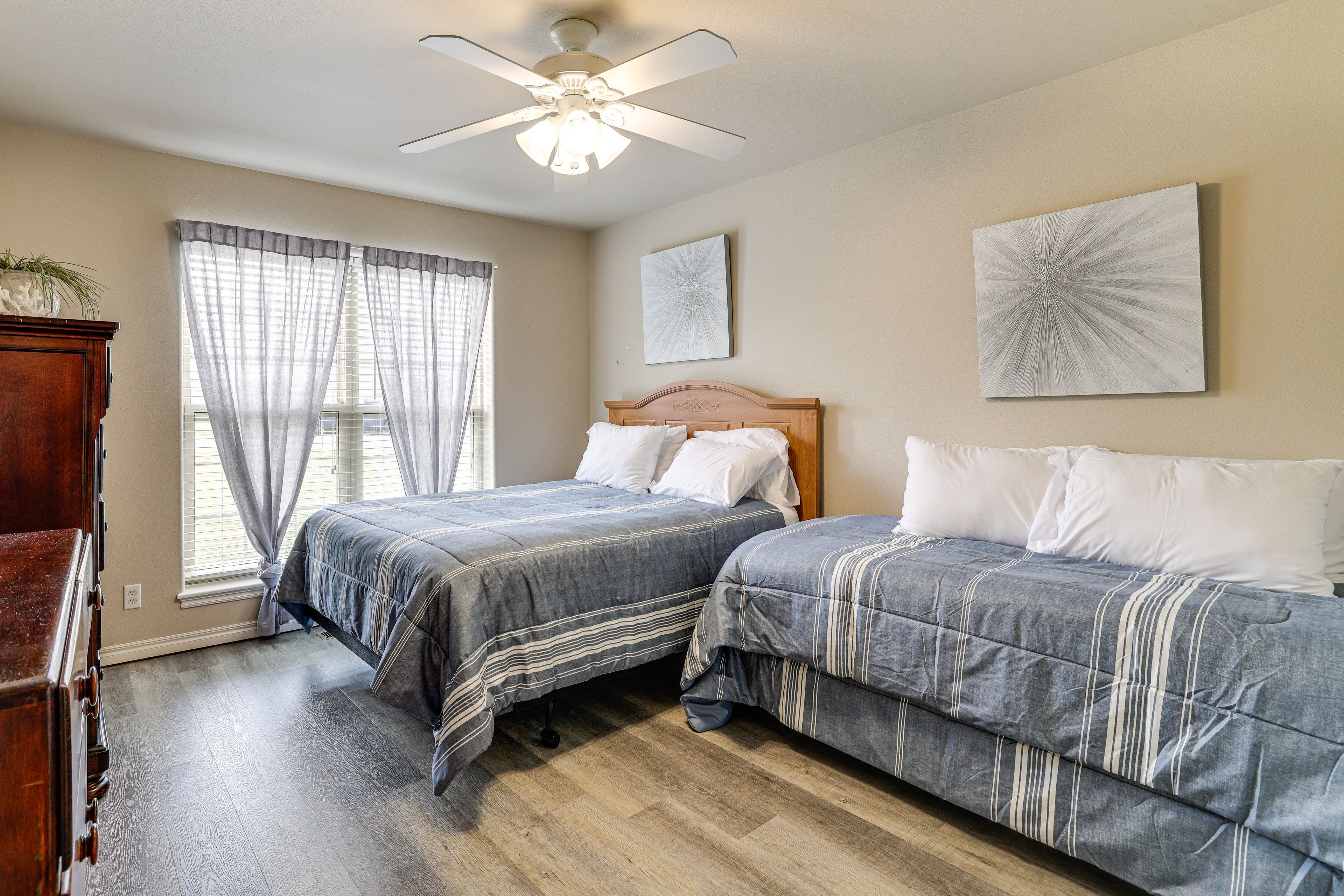 Bedroom 4 | Queen Bed | Twin Bed w/ Twin Trundle