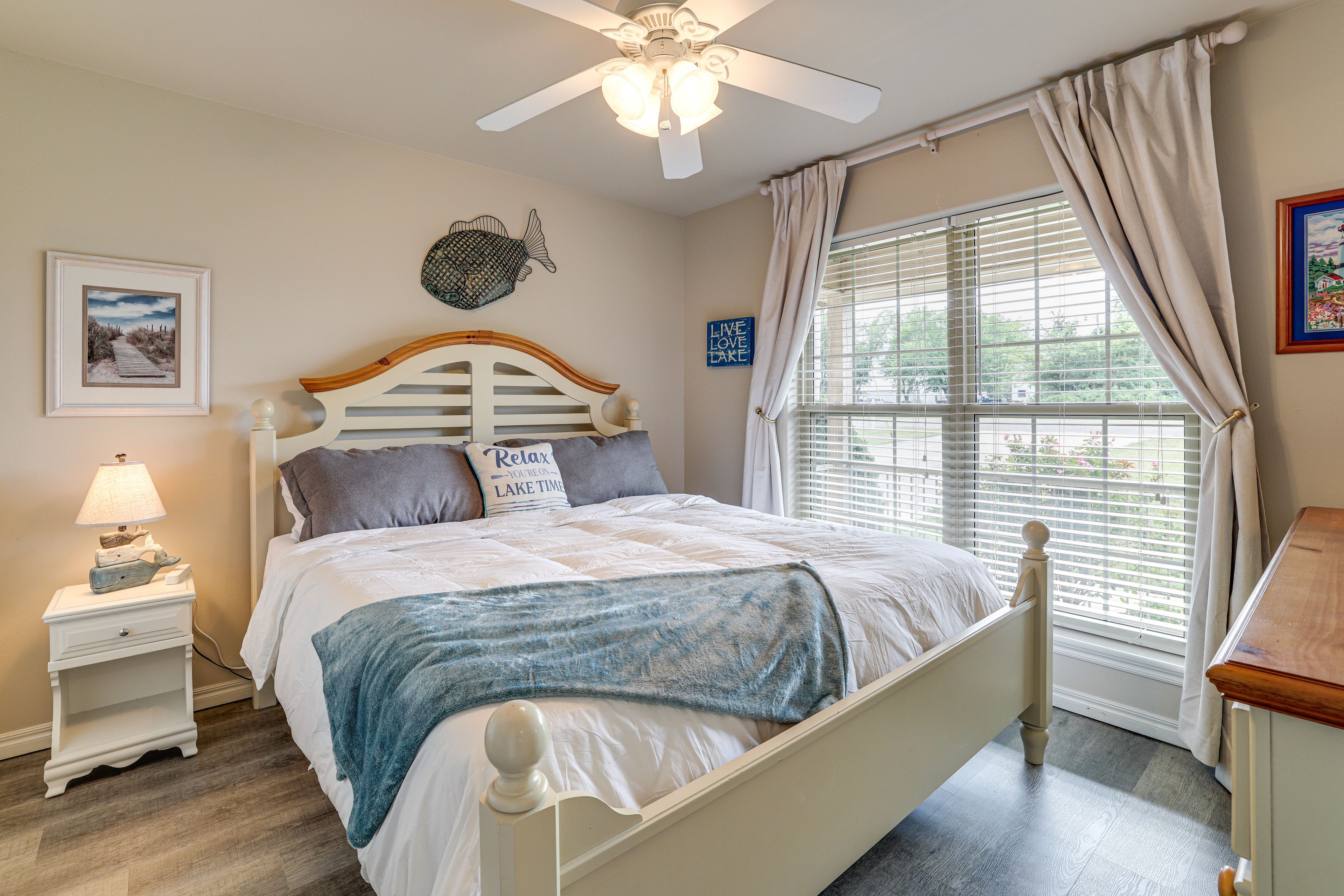 Bedroom 2 | King Bed