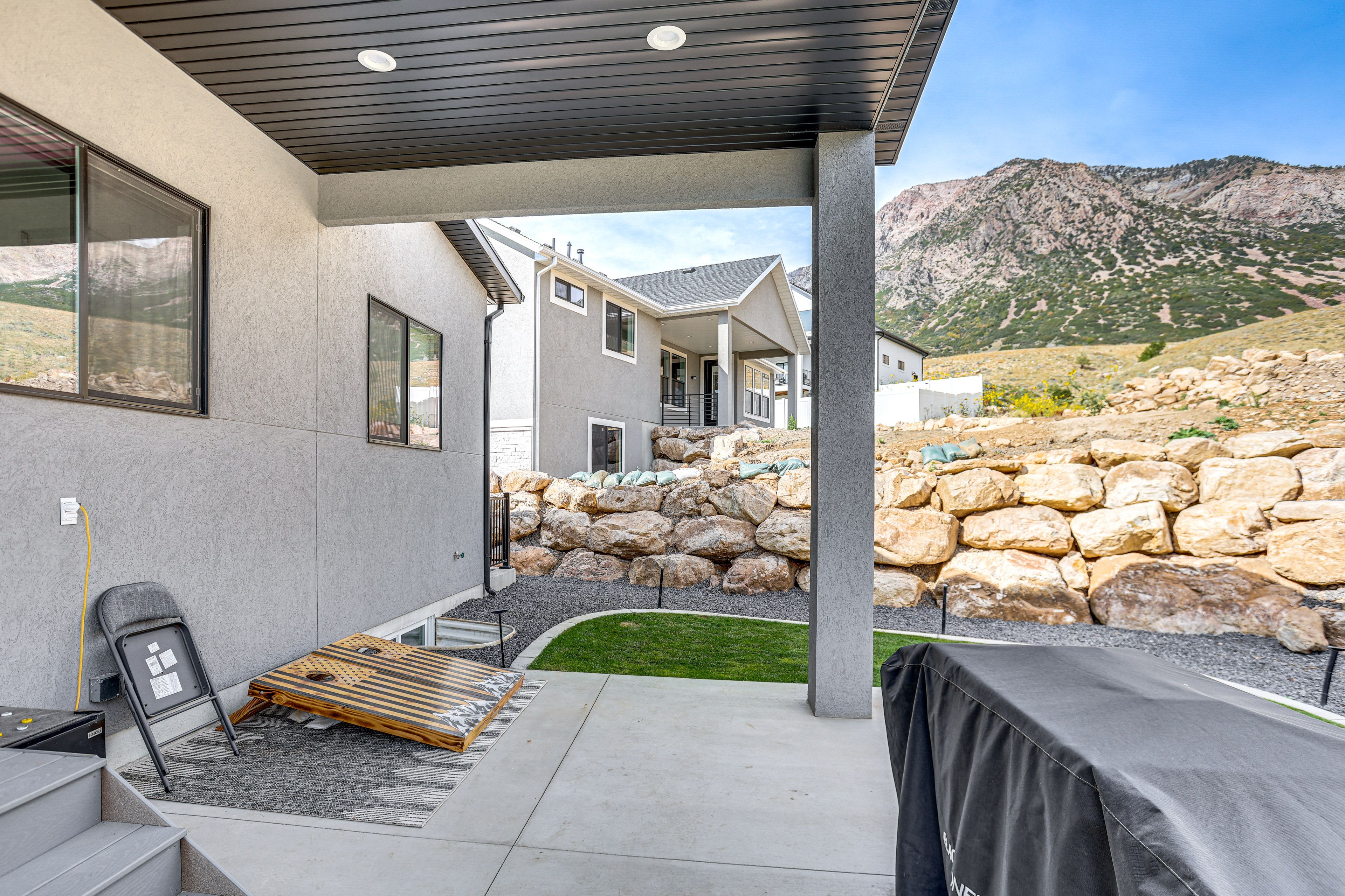 Rear Patio | Gas Grill | Cornhole Set