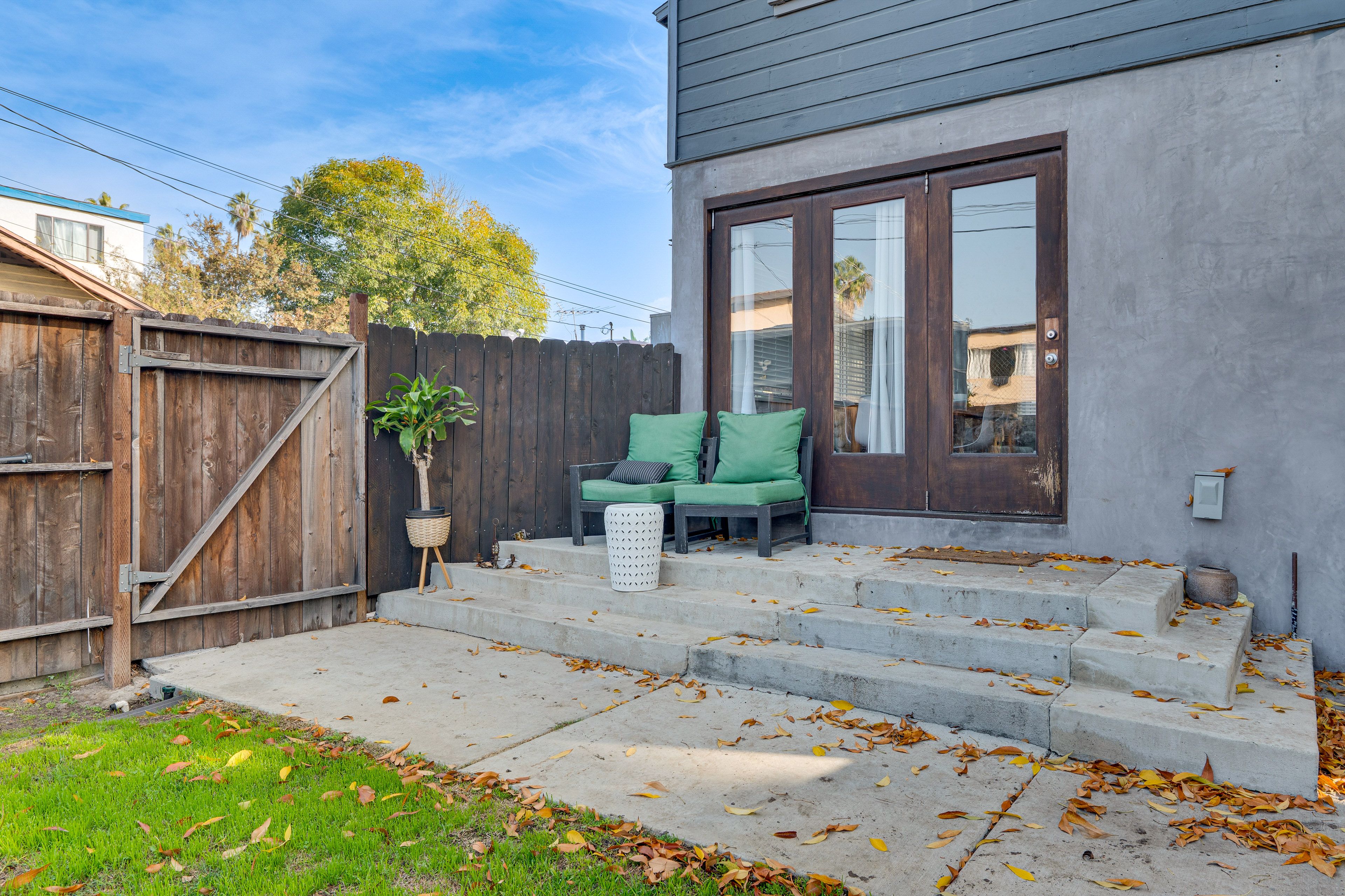 Rear Patio | Self Check-In | 0.4 Mi to Los Angeles City College