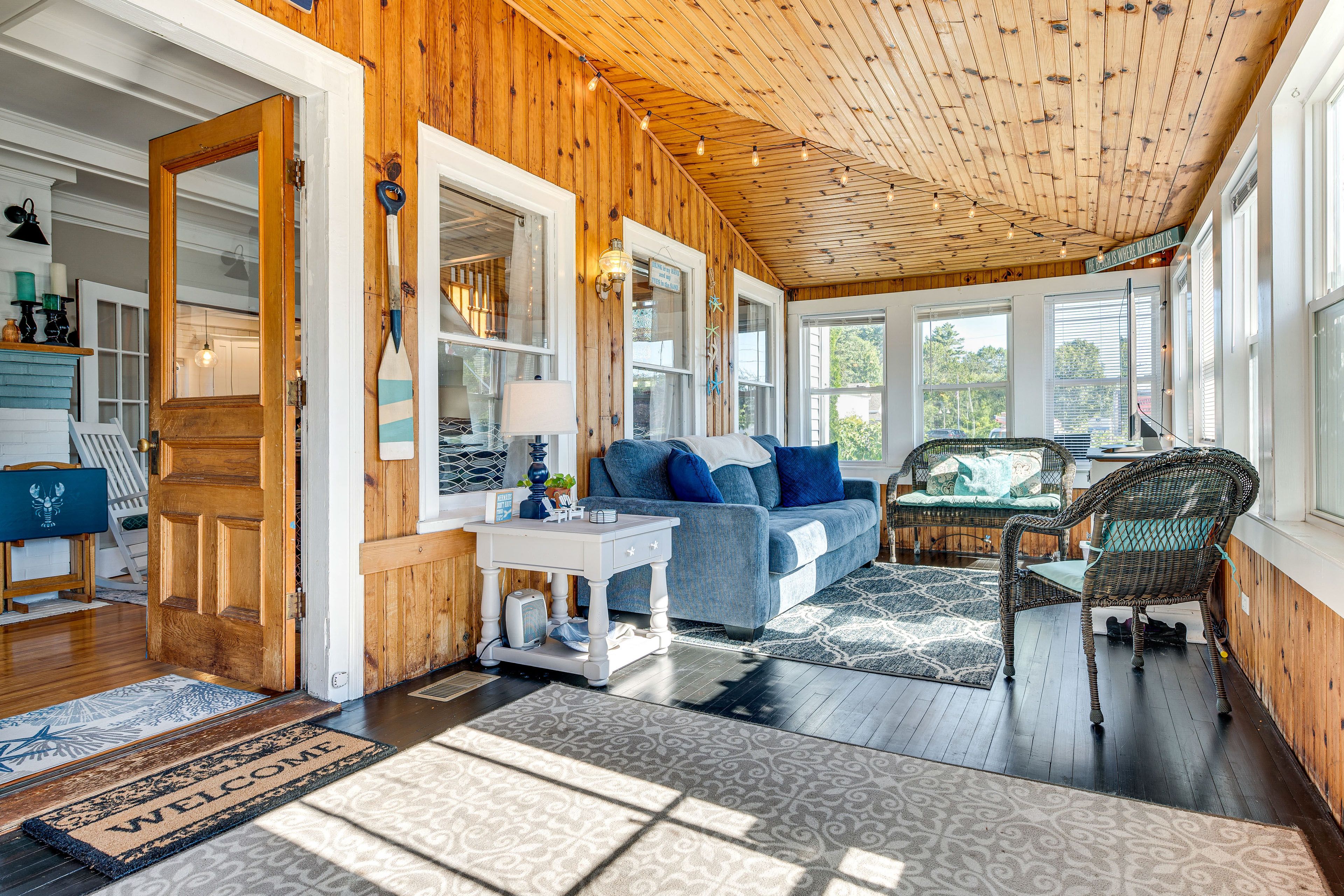 Sunroom | 1st Floor | Queen Sleeper Sofa | Additional Dining Area