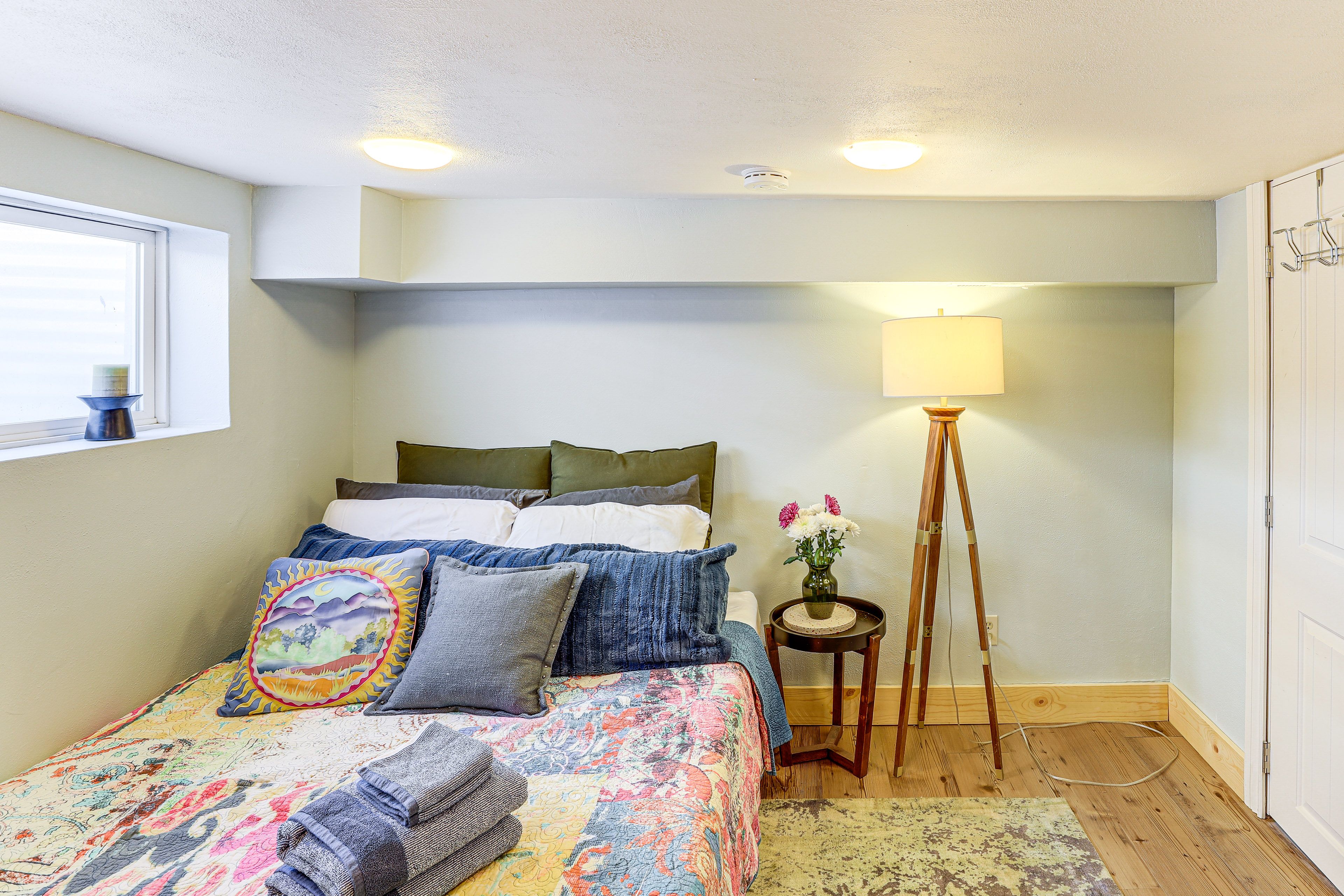 Bedroom 2 | Queen Bed | Basement Floor