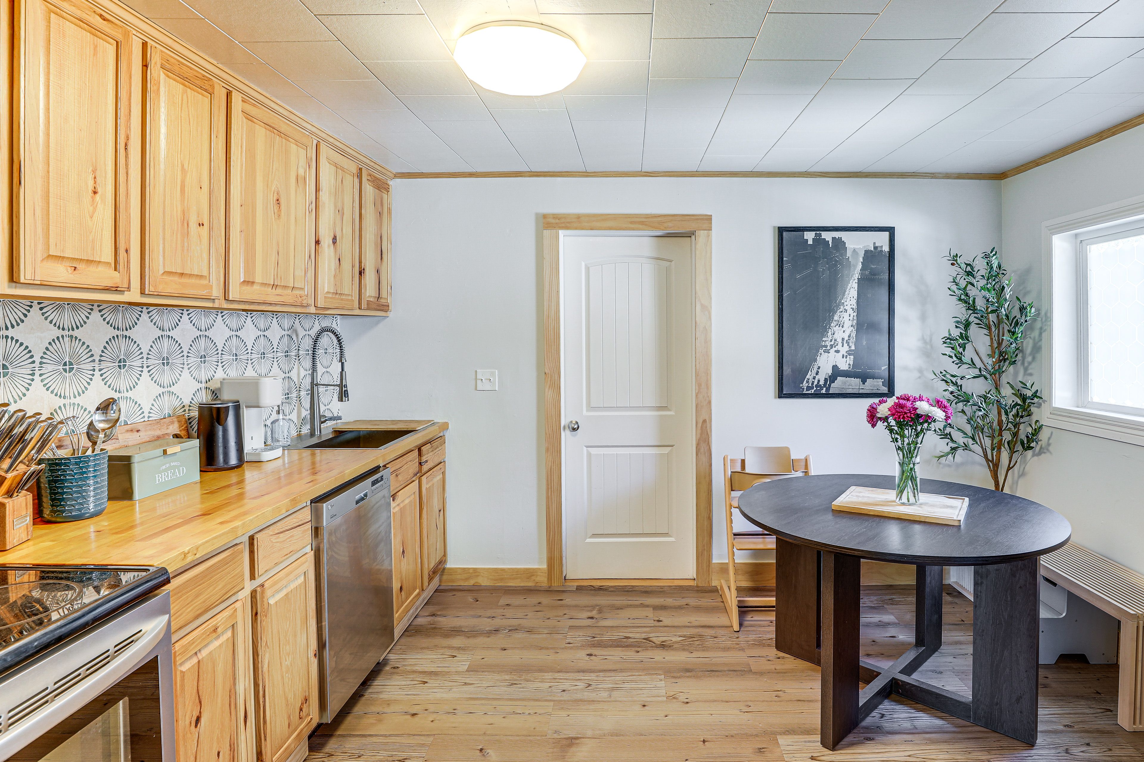 Kitchen | 1st Floor | Dishware & Flatware