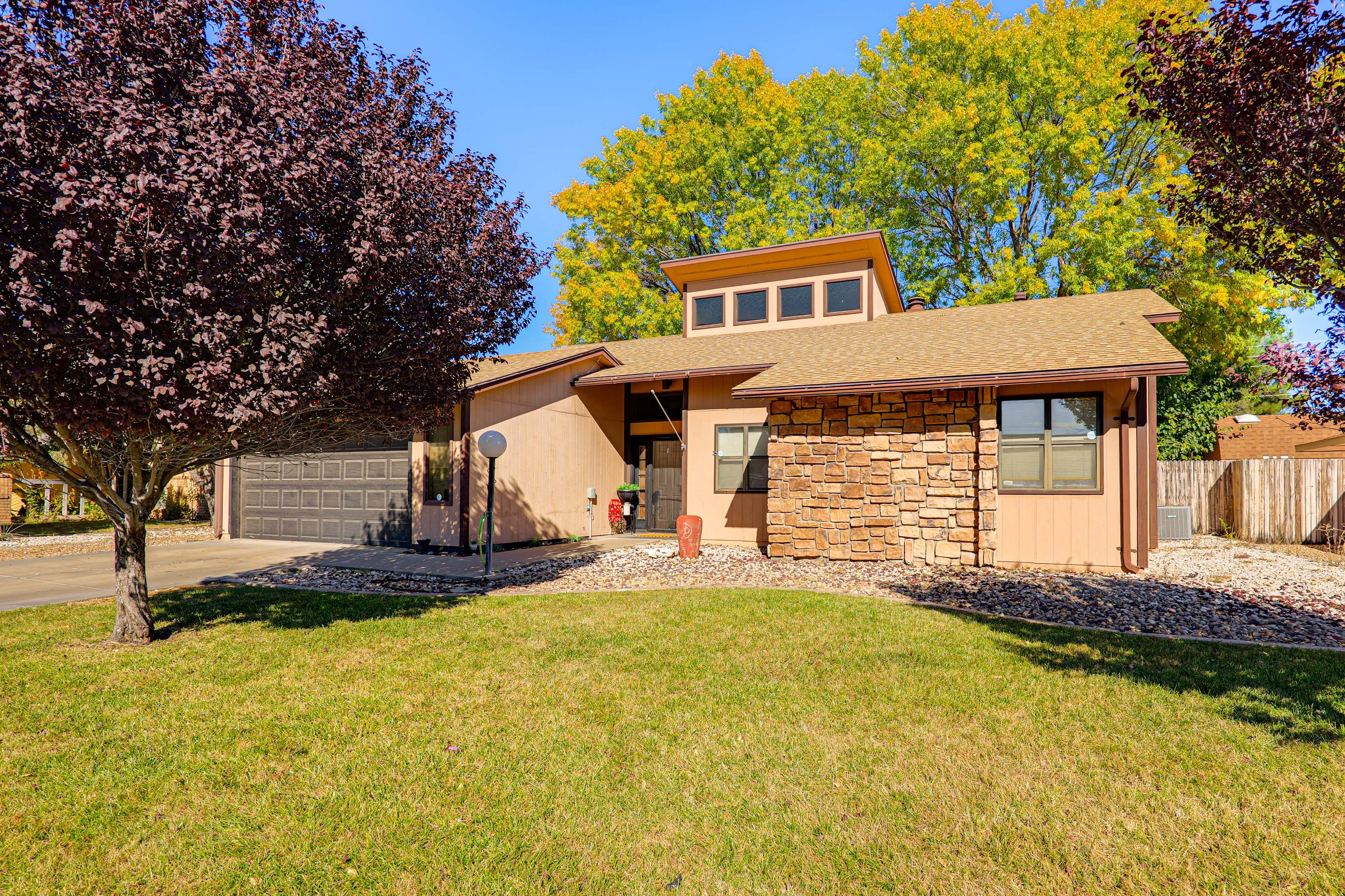 Roswell Vacation Rental | 3BR | 2BA | 1,749 Sq Ft | Step-Free Access