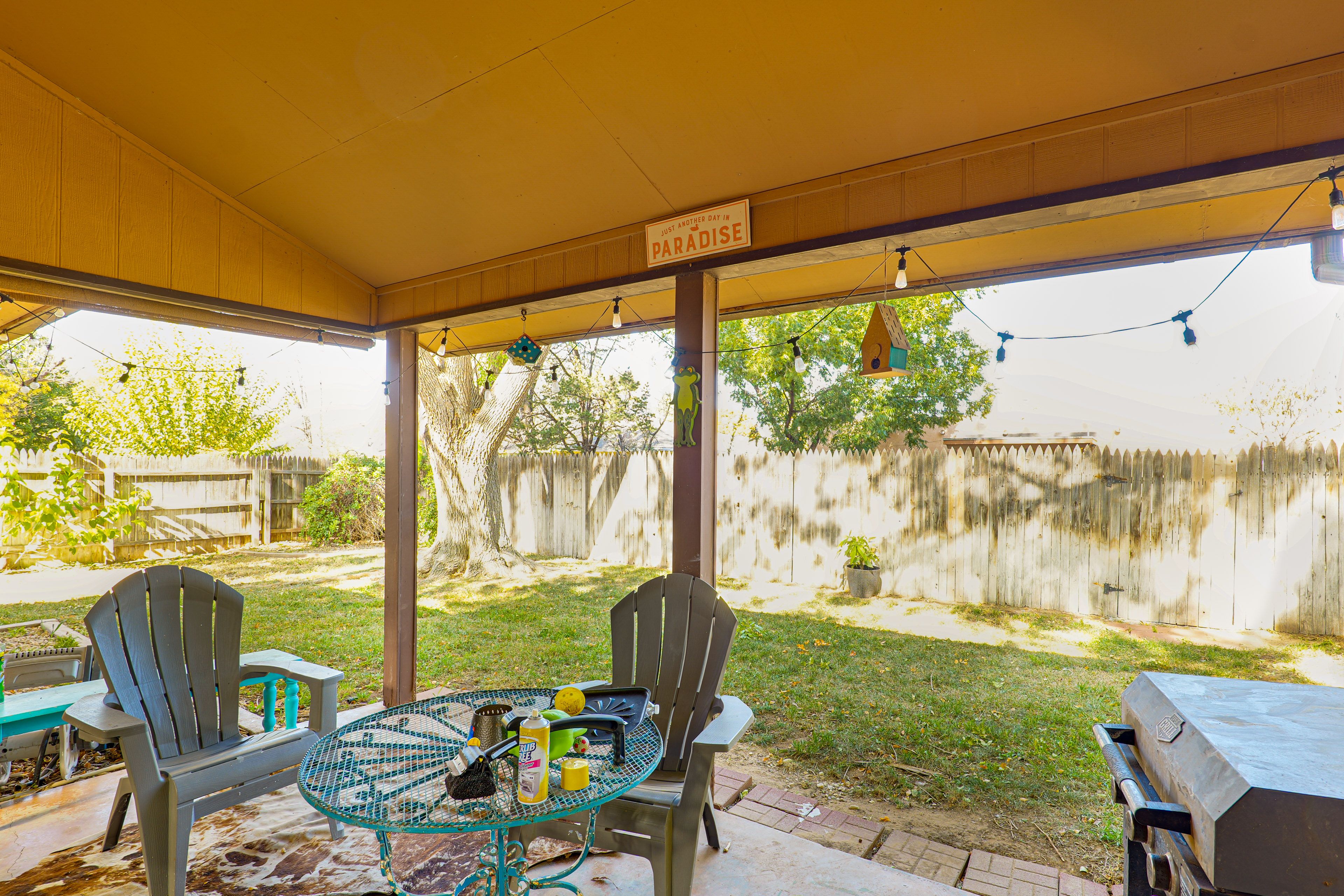 Covered Patio | Outdoor Seating | Propane Flat-Top Grill