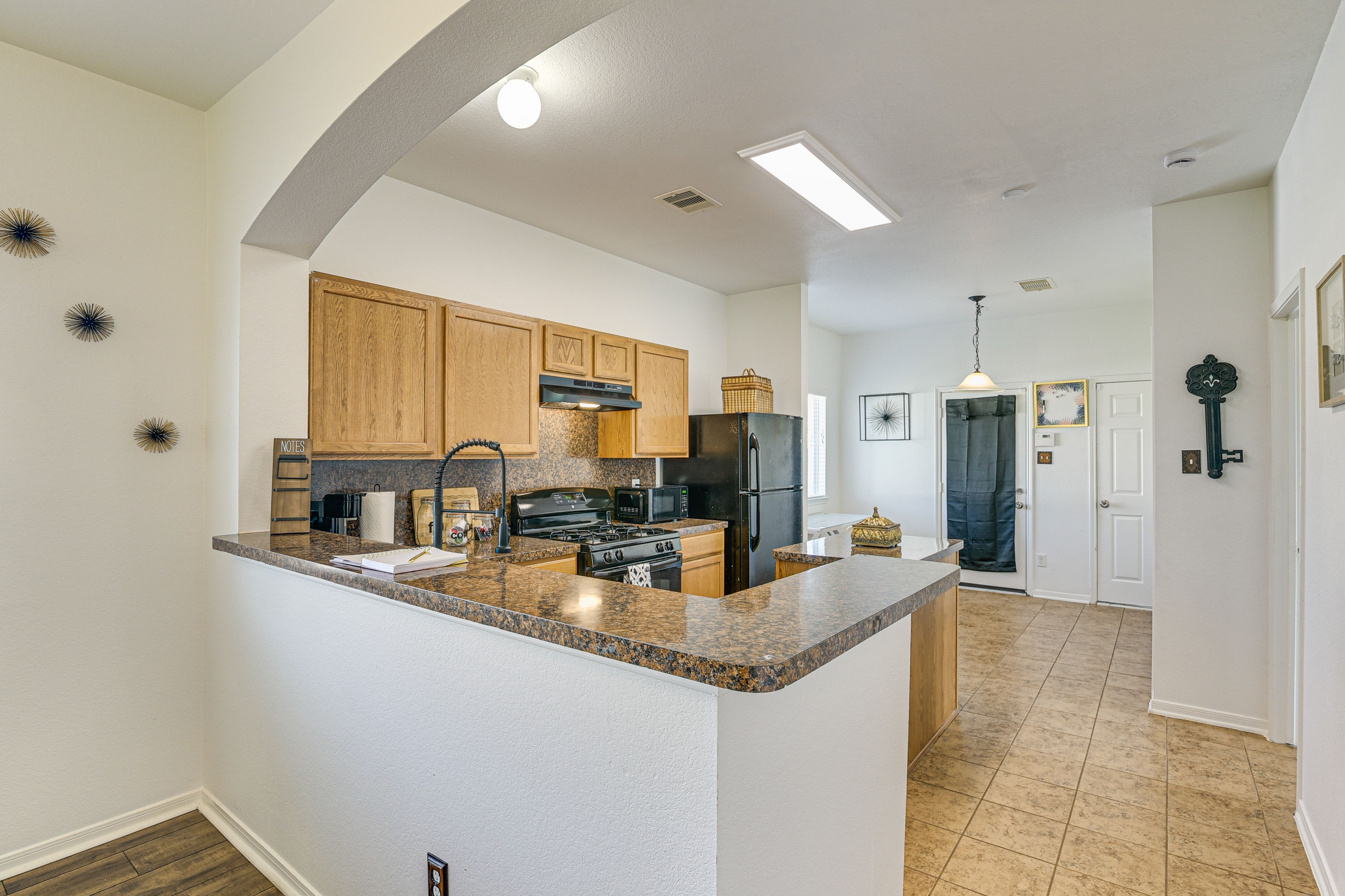 Kitchen | Keurig Coffee Maker | Dishwasher | Cooking Basics