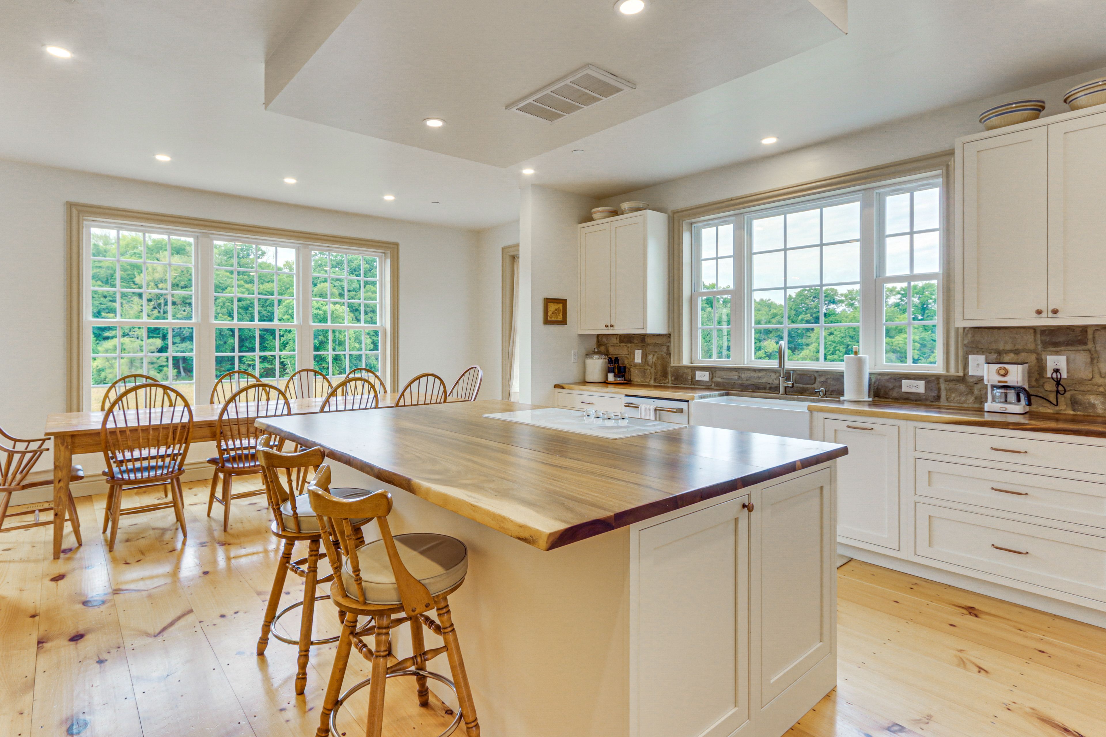 Kitchen | 1st Floor | Drip Coffee Pot | Dishwasher | Toaster
