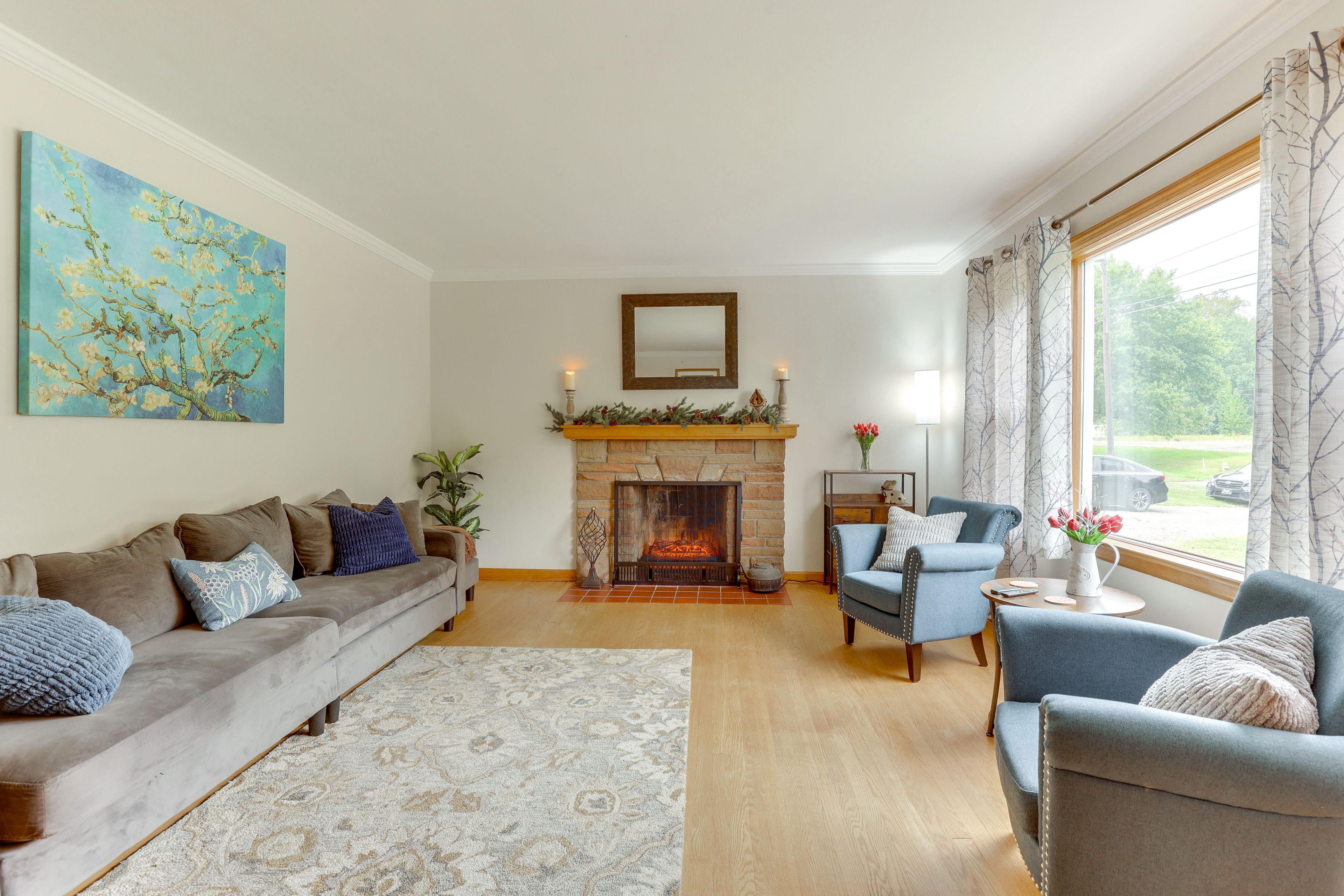 Family Room | Main Level