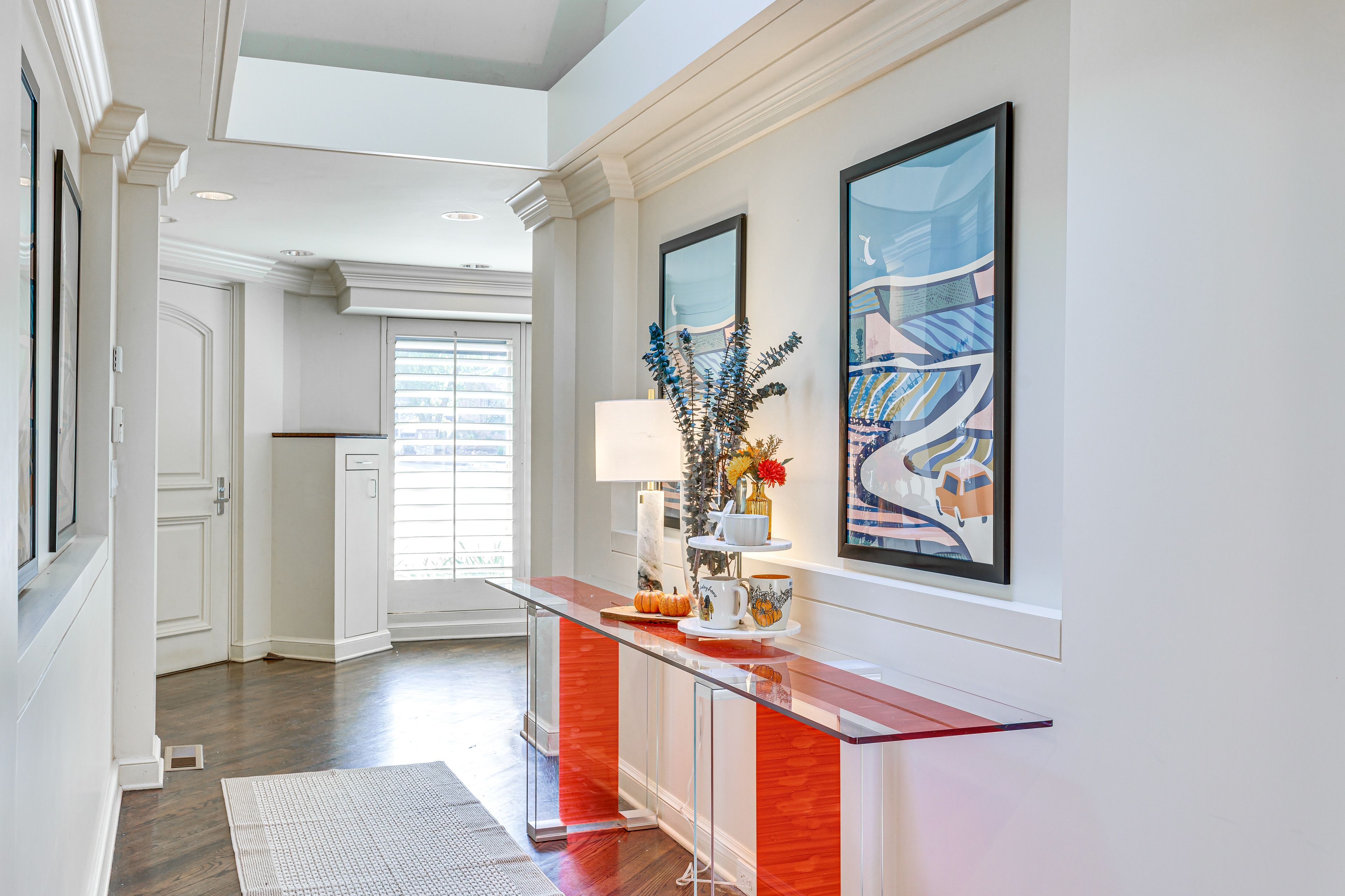 Entryway | Main Floor