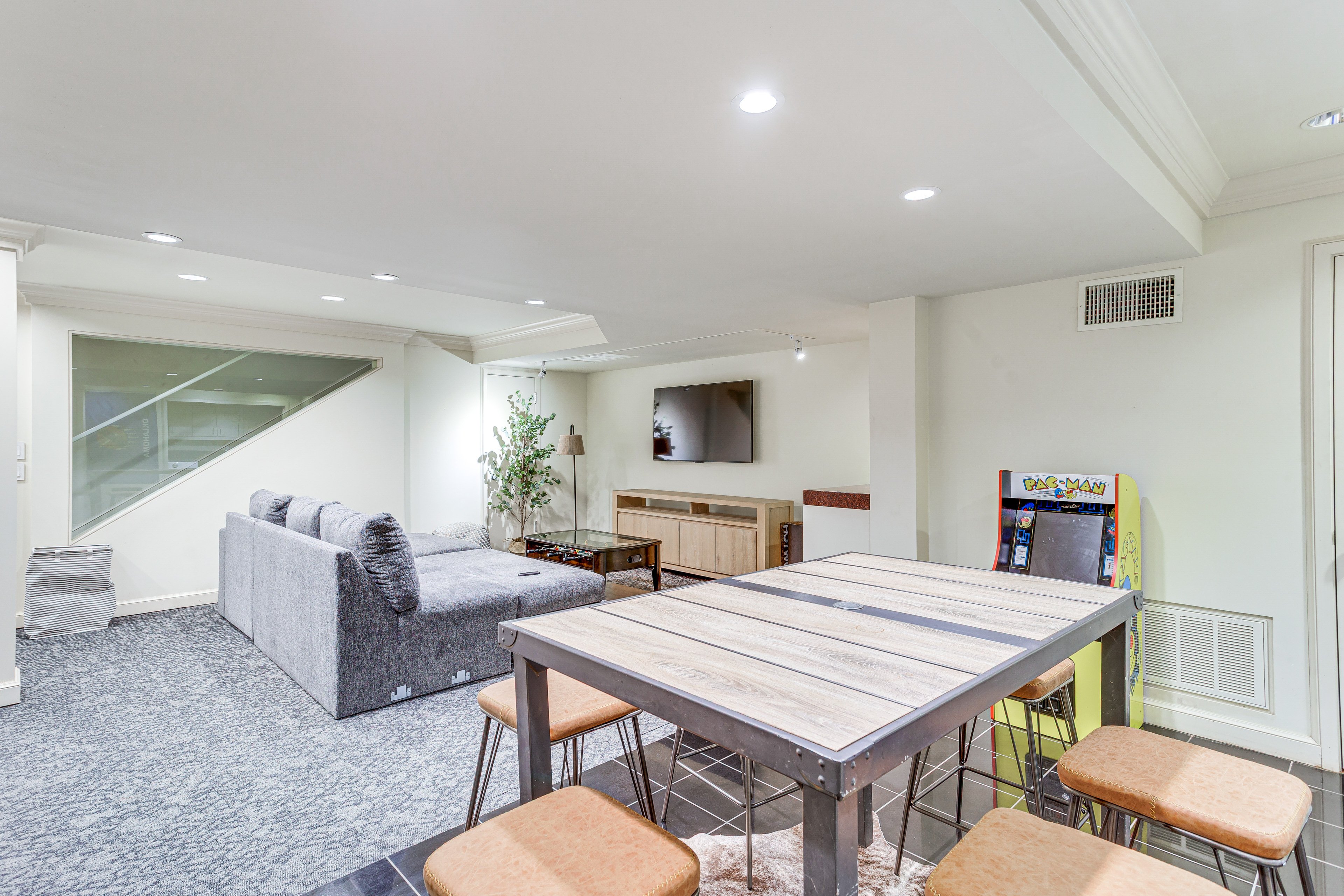 Game Room | Smart TV | Foosball Table | King Sleeper Sofa | Lower Floor