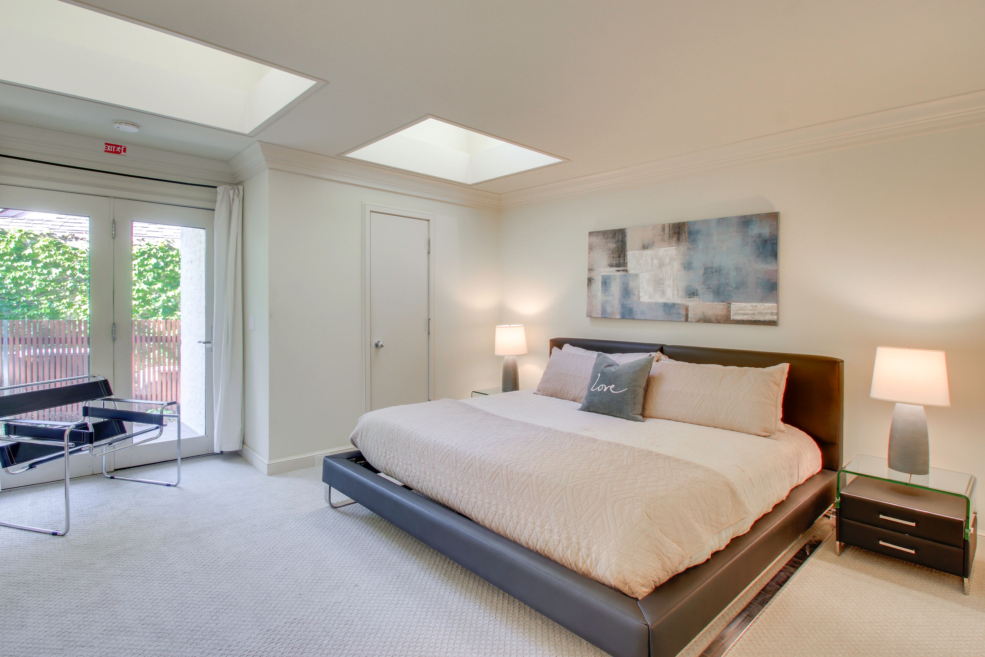 Bedroom 3 | King Bed | Main Floor