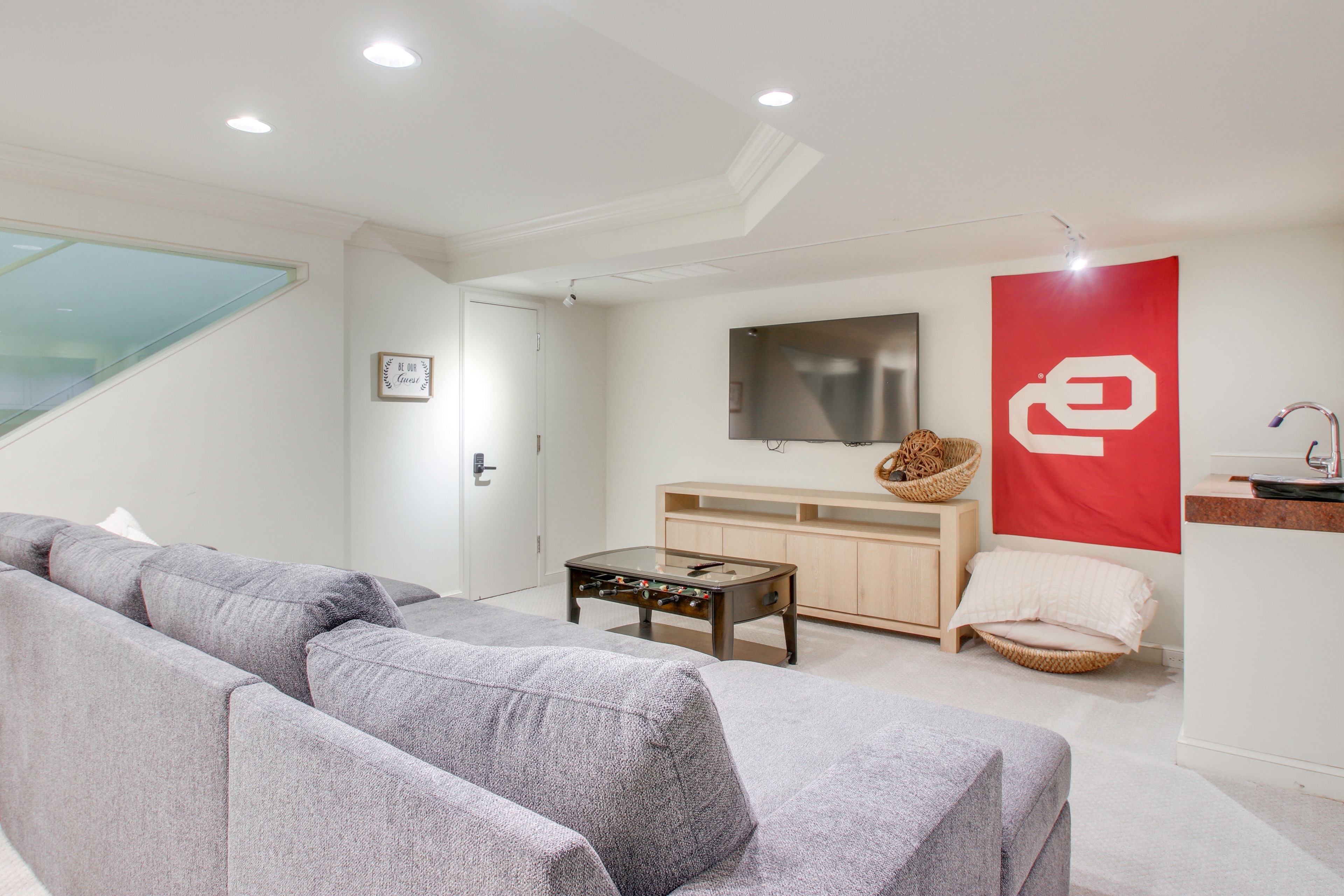 Game Room | Lower Floor