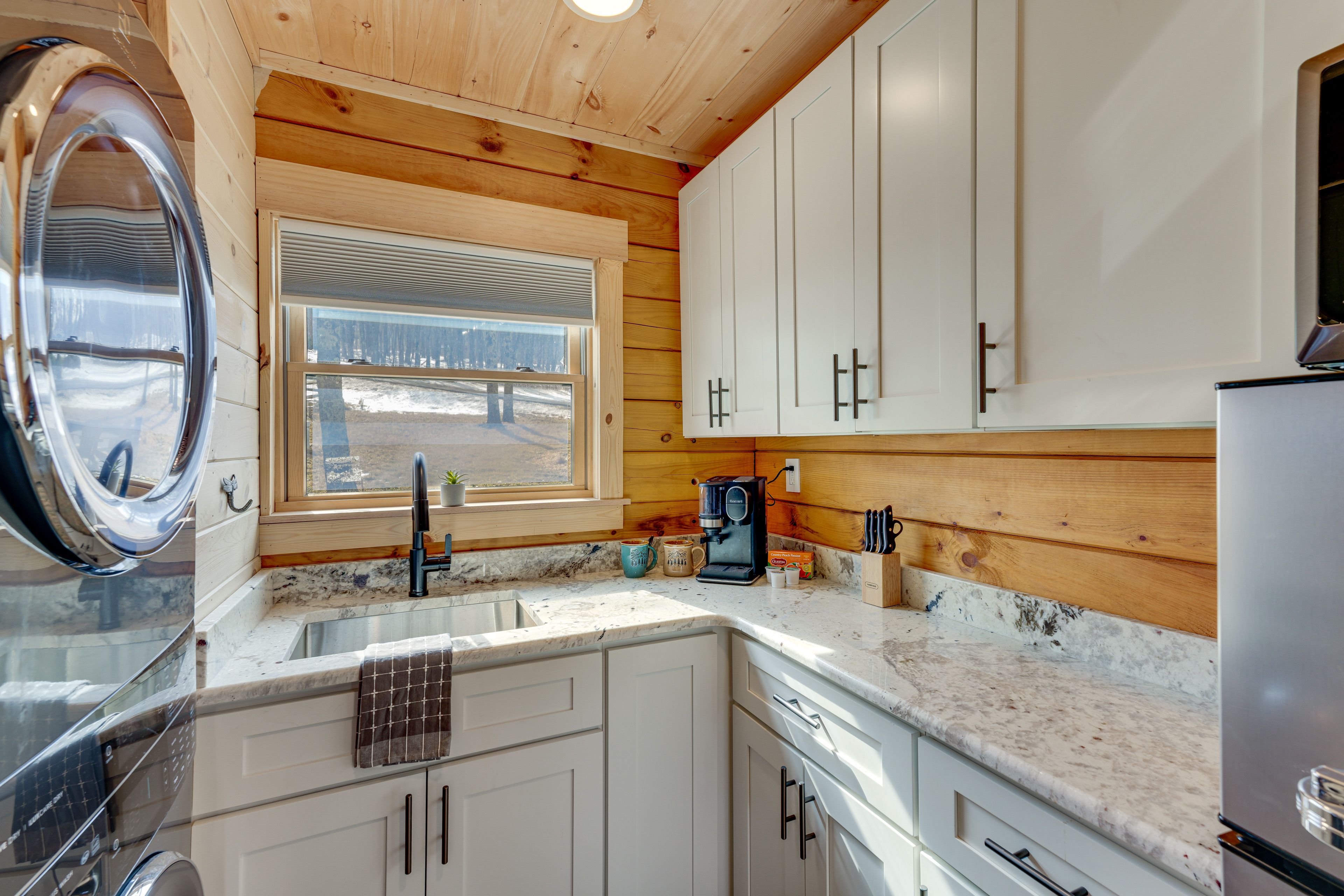 Kitchenette | 1st Floor
