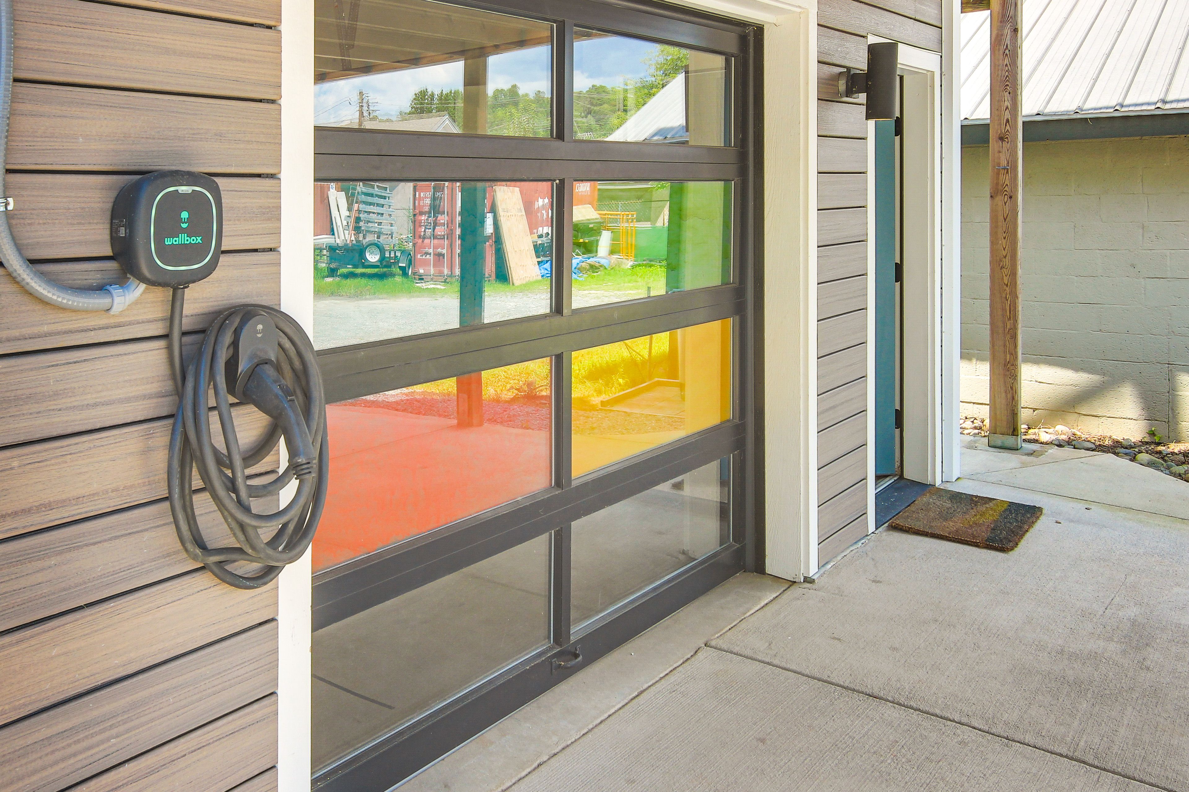 House Exterior | Keyless Entry