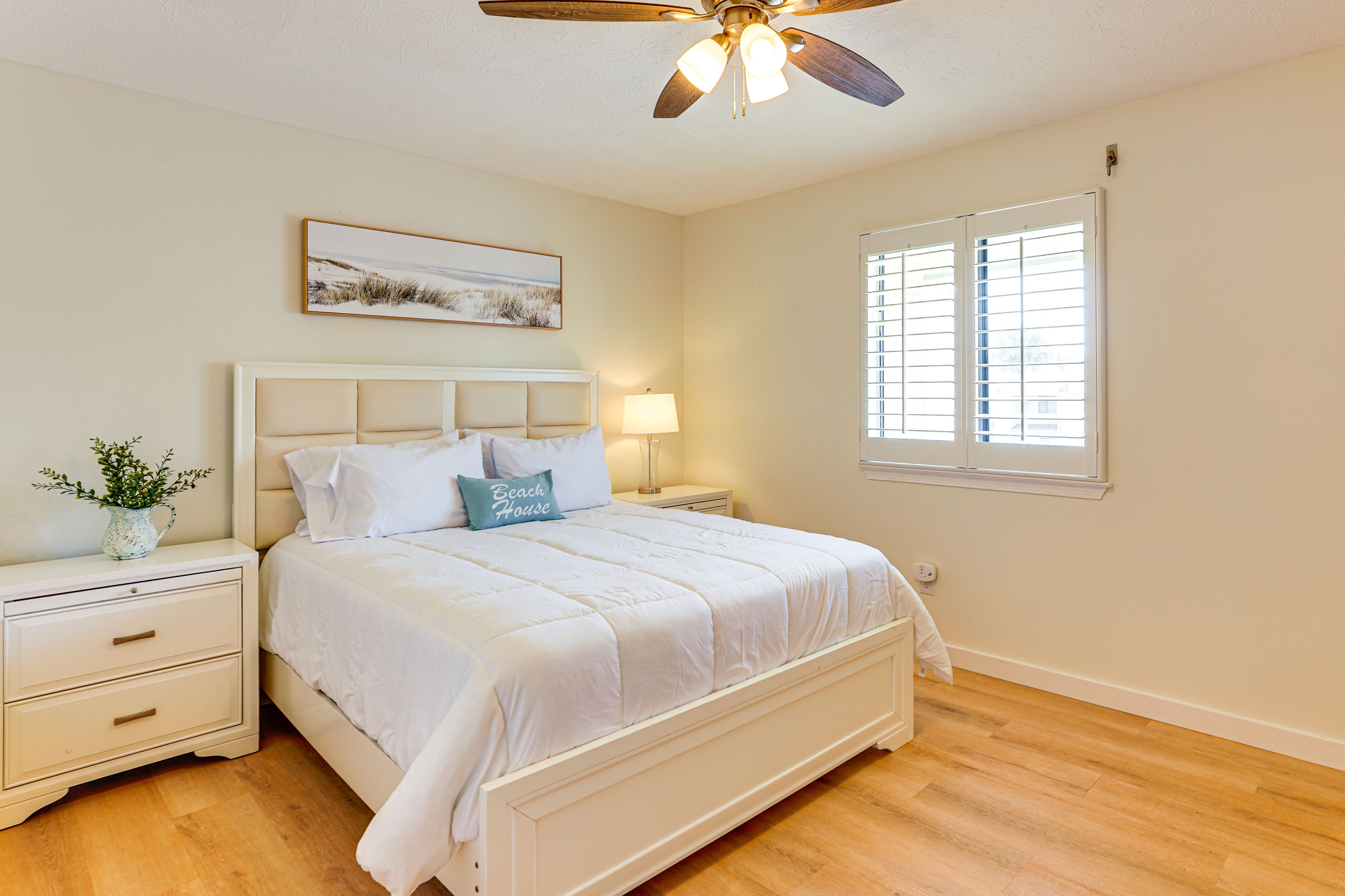 Bedroom 2 | Queen Bed | 2nd Floor | Linens Provided