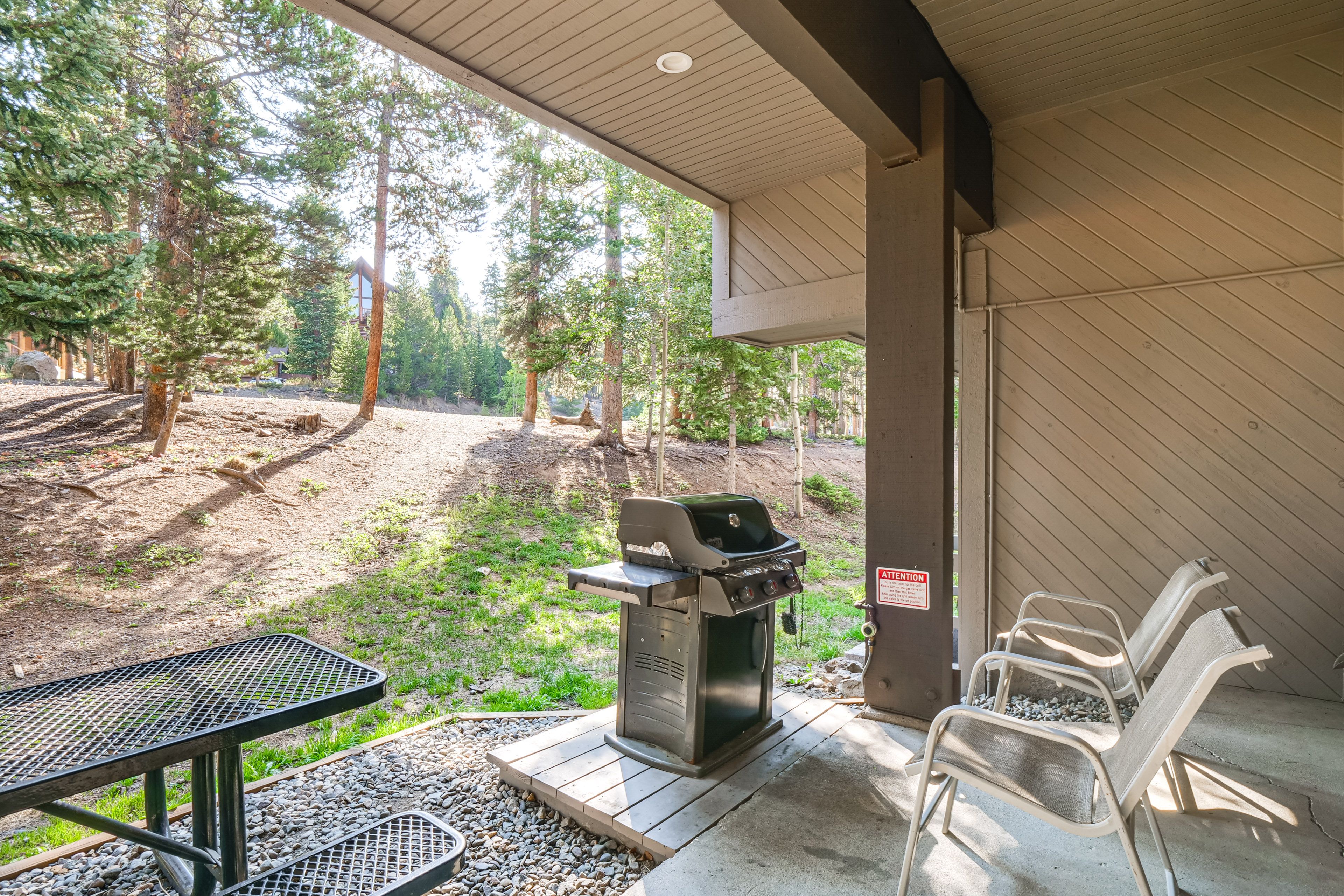 Covered Patio | Picnic Table | Gas Grill
