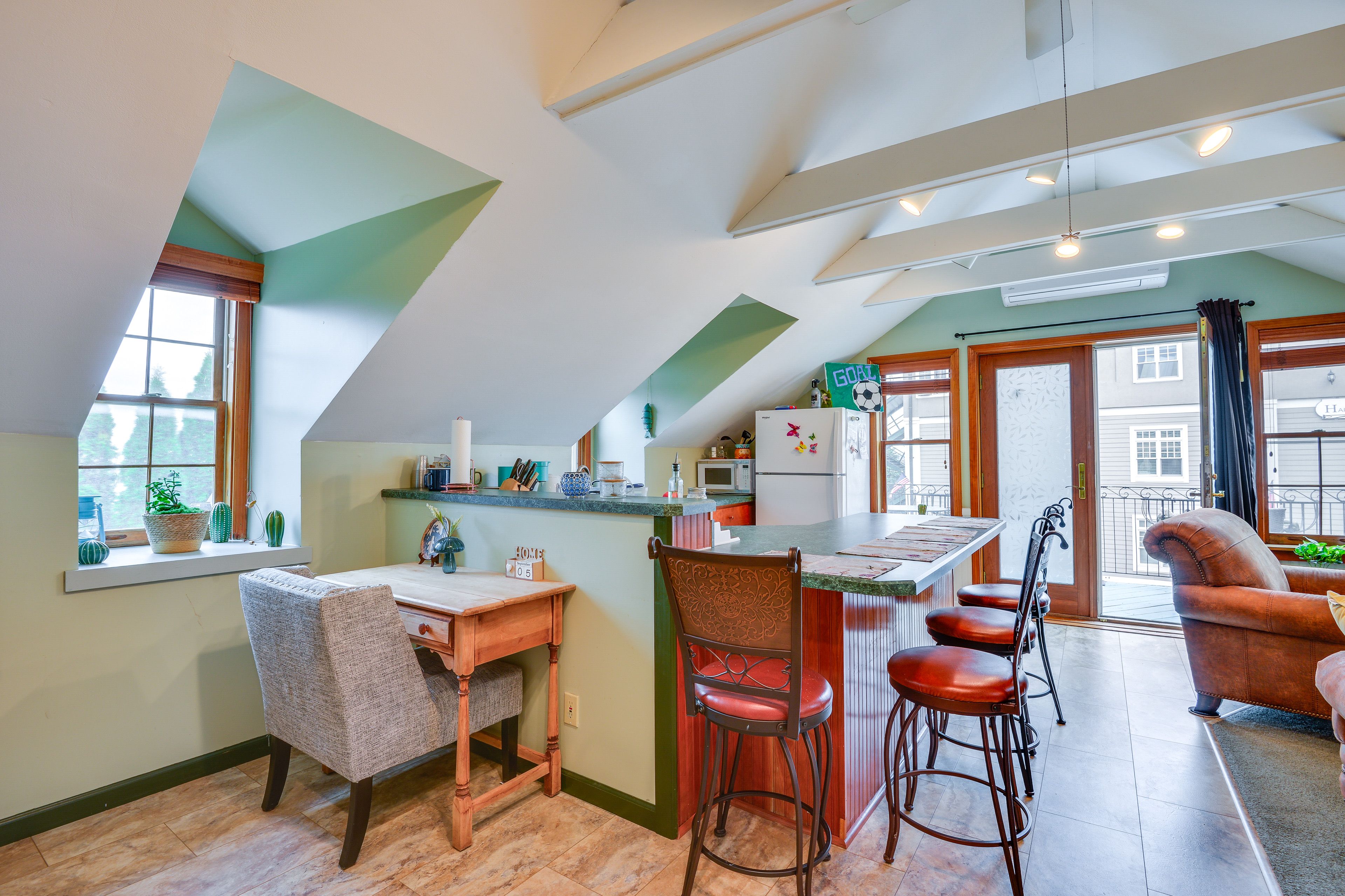 Sackets Harbor Vacation Rental | Studio | 1BA | 545 Sq Ft | Stairs Required