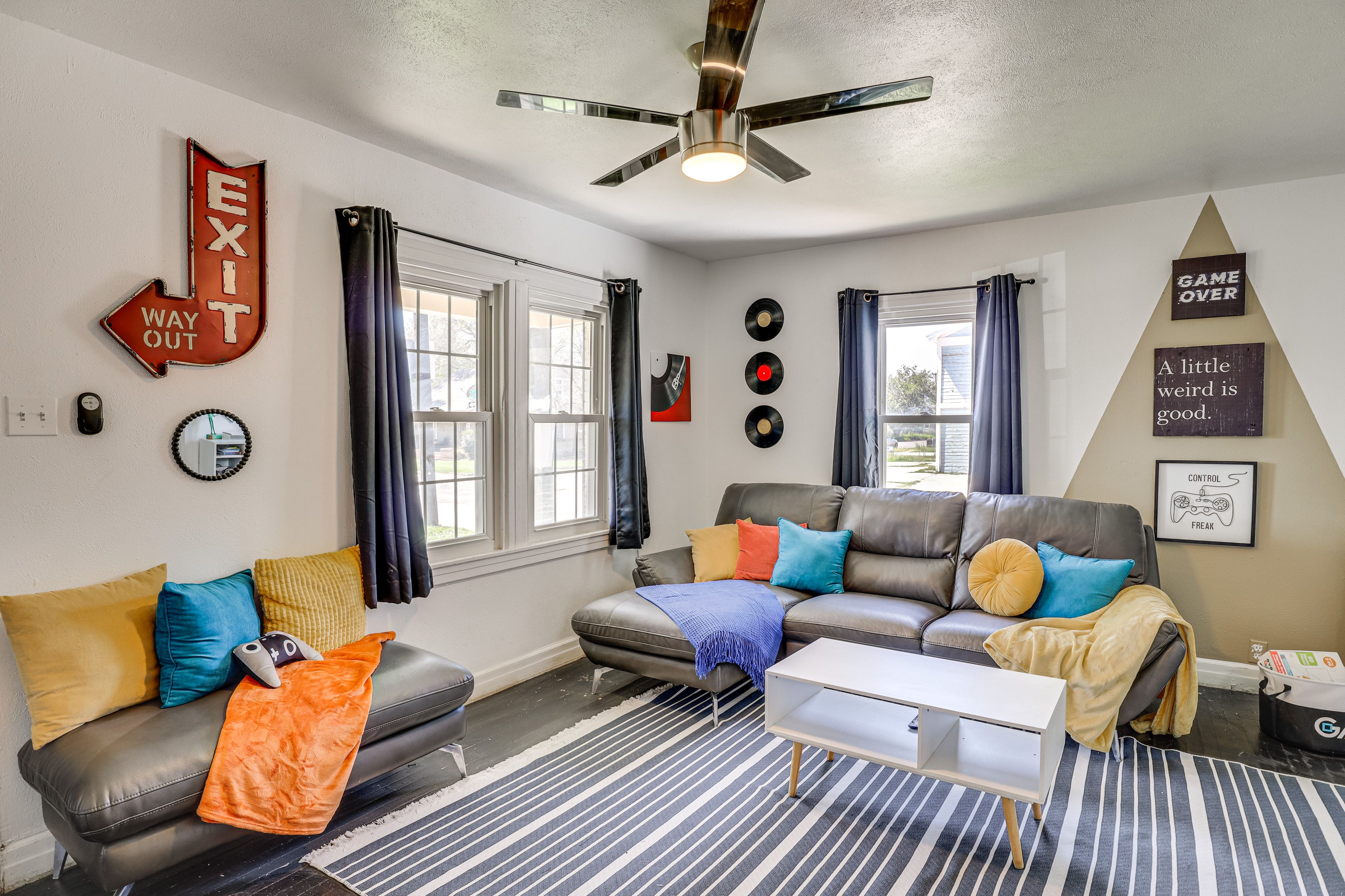 Lubbock Vacation Rental | 2BR | 1BA | Steps to Enter | 902 Sq Ft