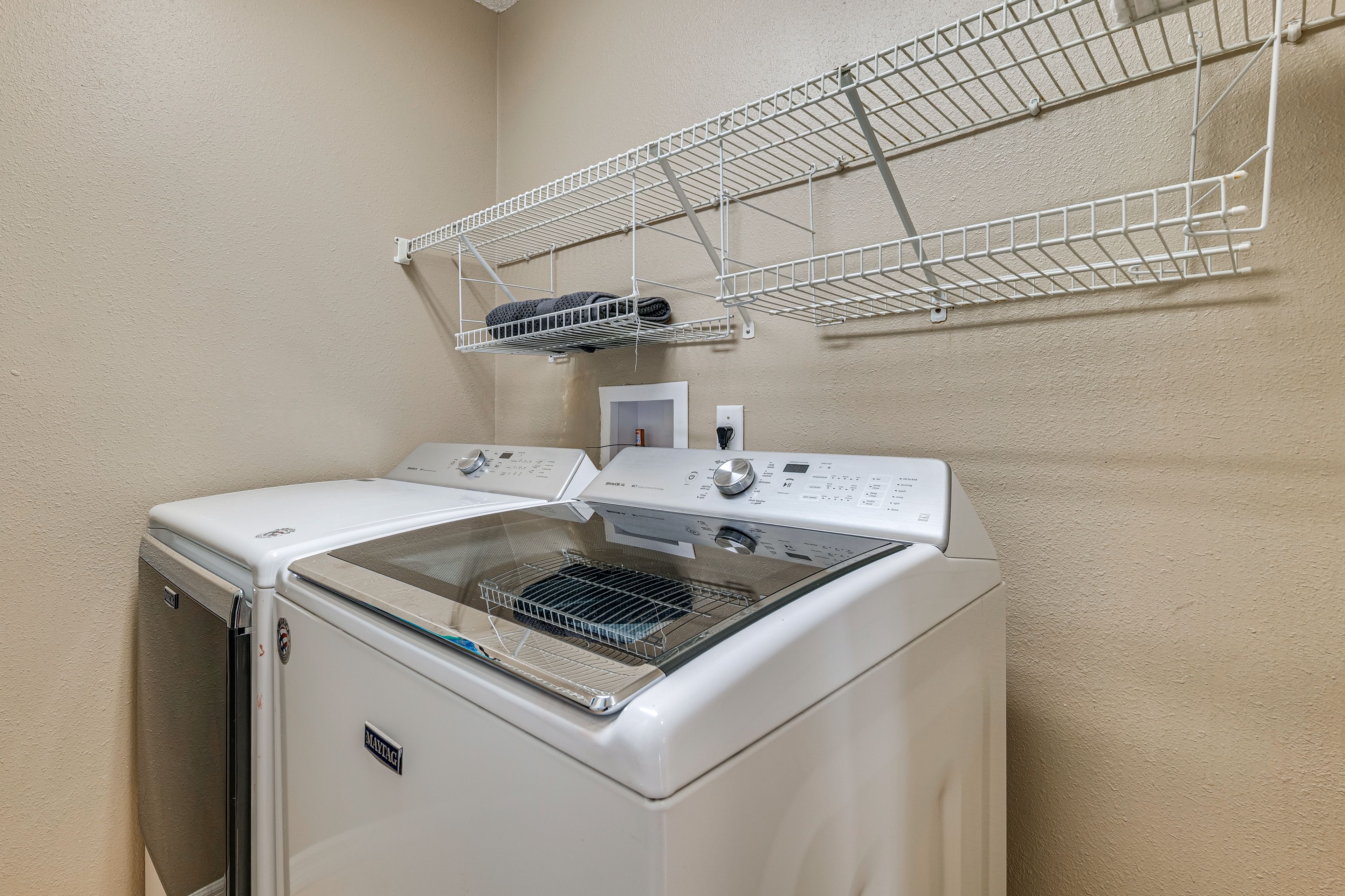 Laundry Room | Washer/Dryer