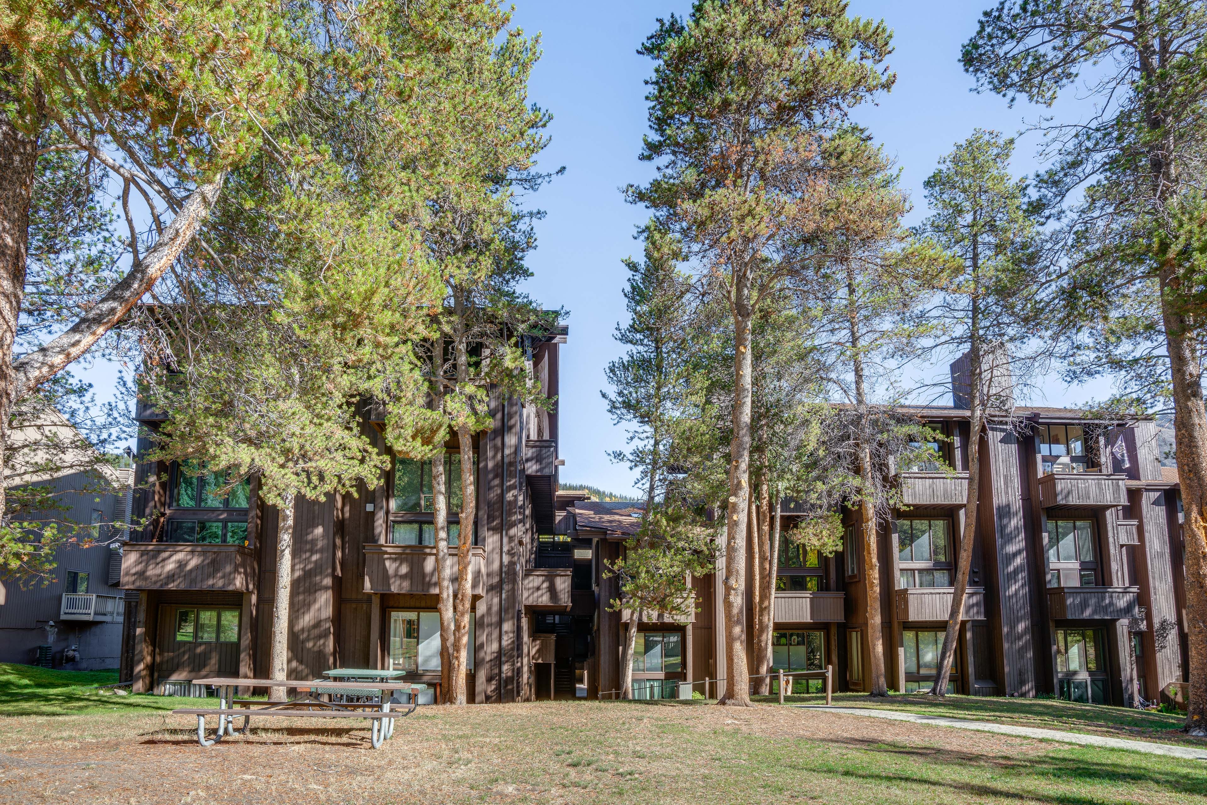 Exterior | 2-Story Condo | 2nd-Floor Unit