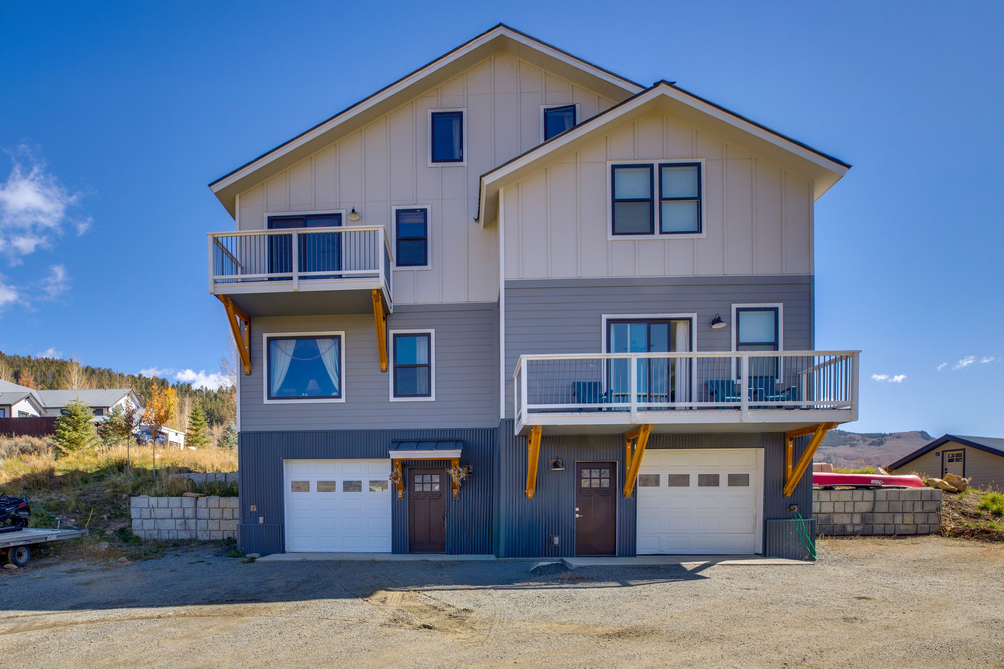 Townhome Exterior | Parking | Driveway (4 Vehicles)