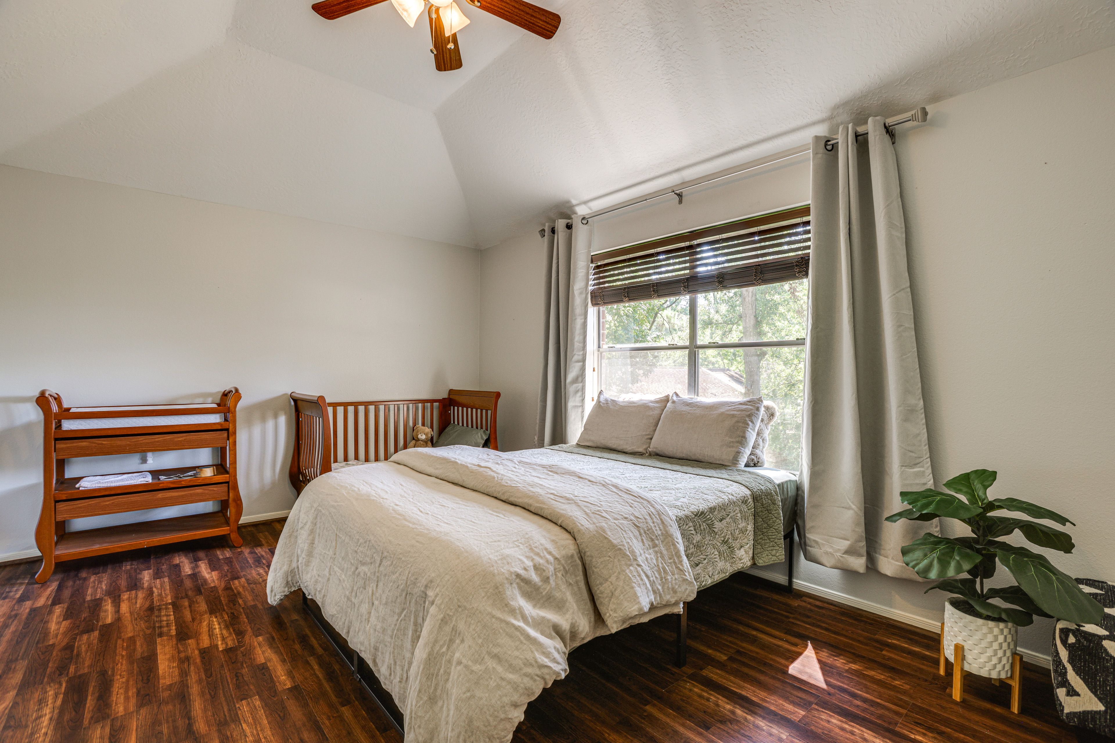 Bedroom 2 | Queen Bed | Changing Table & Crib | 2nd Floor