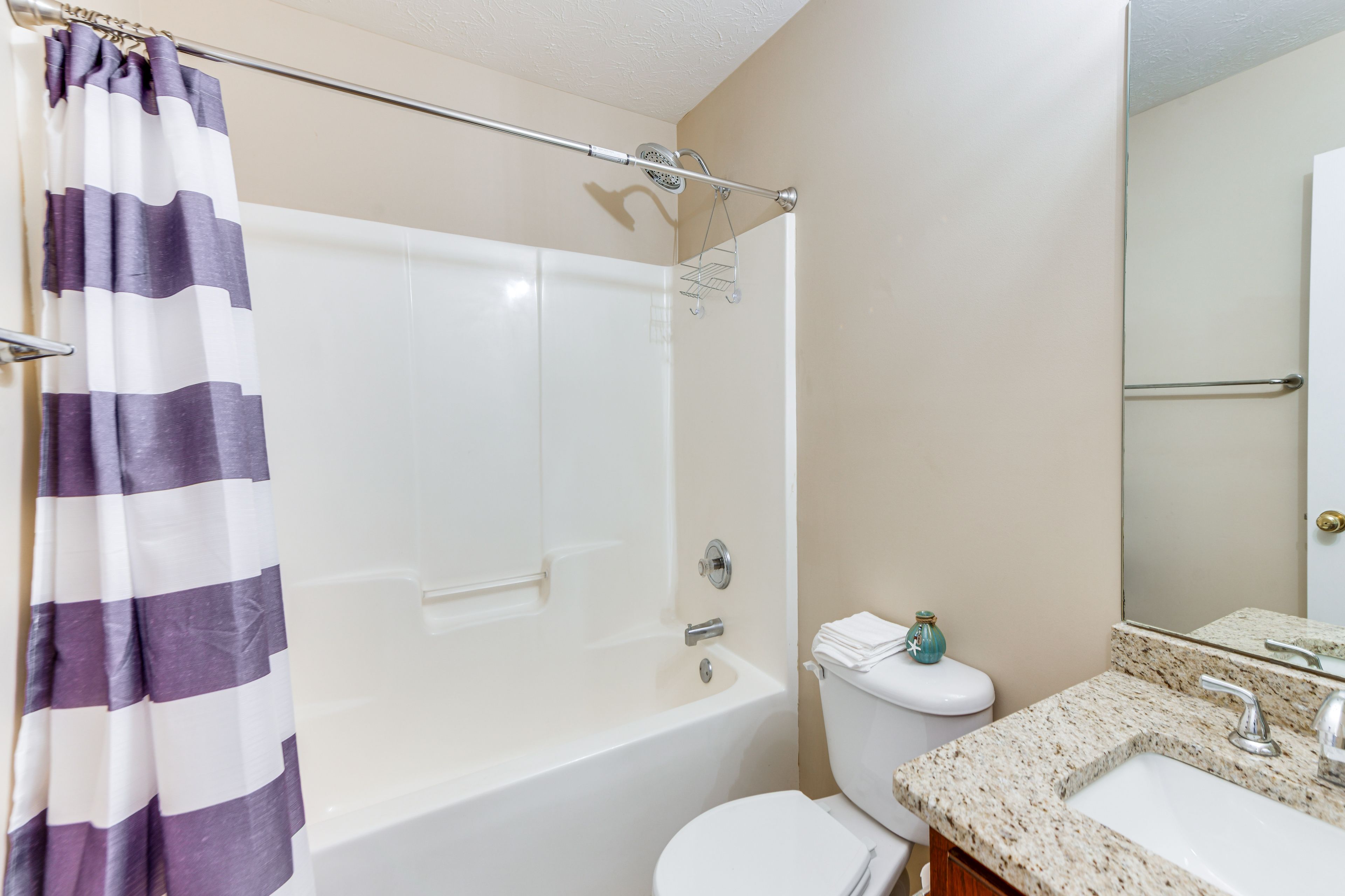 Bathroom | Complimentary Toiletries | Hair Dryer