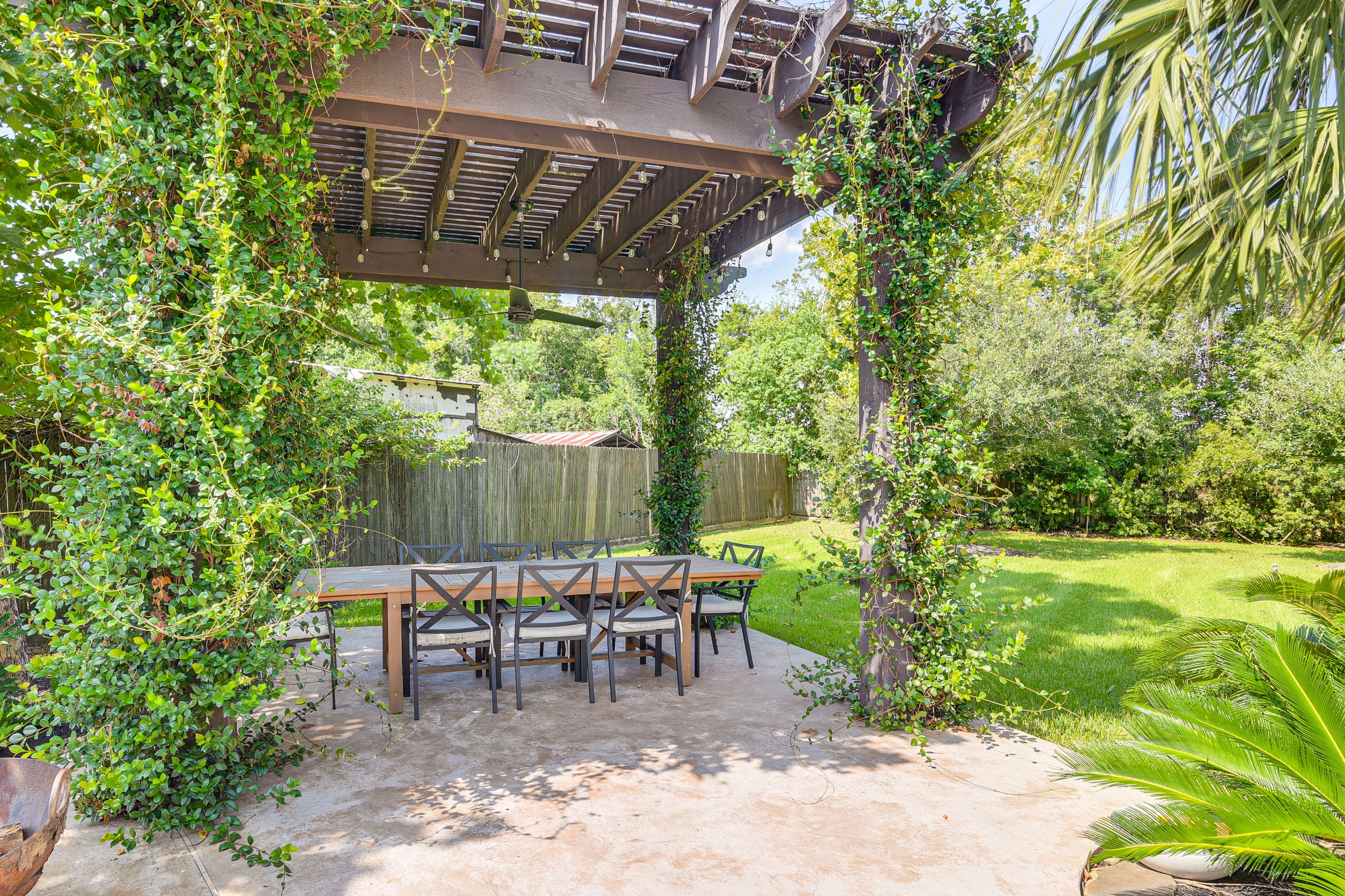 Covered Dining Area | Spacious Yard