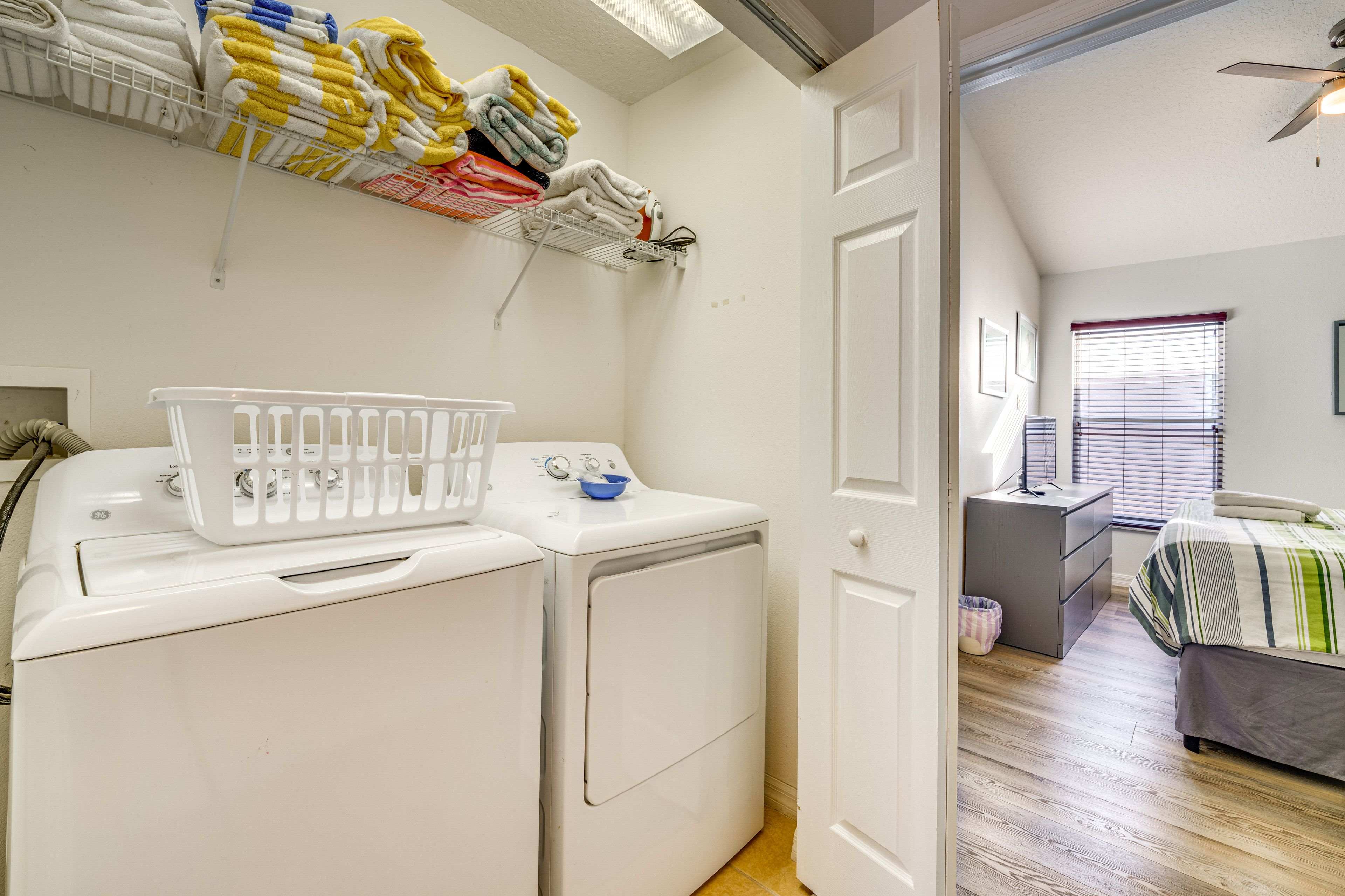 In-Unit Laundry | Washer & Dryer