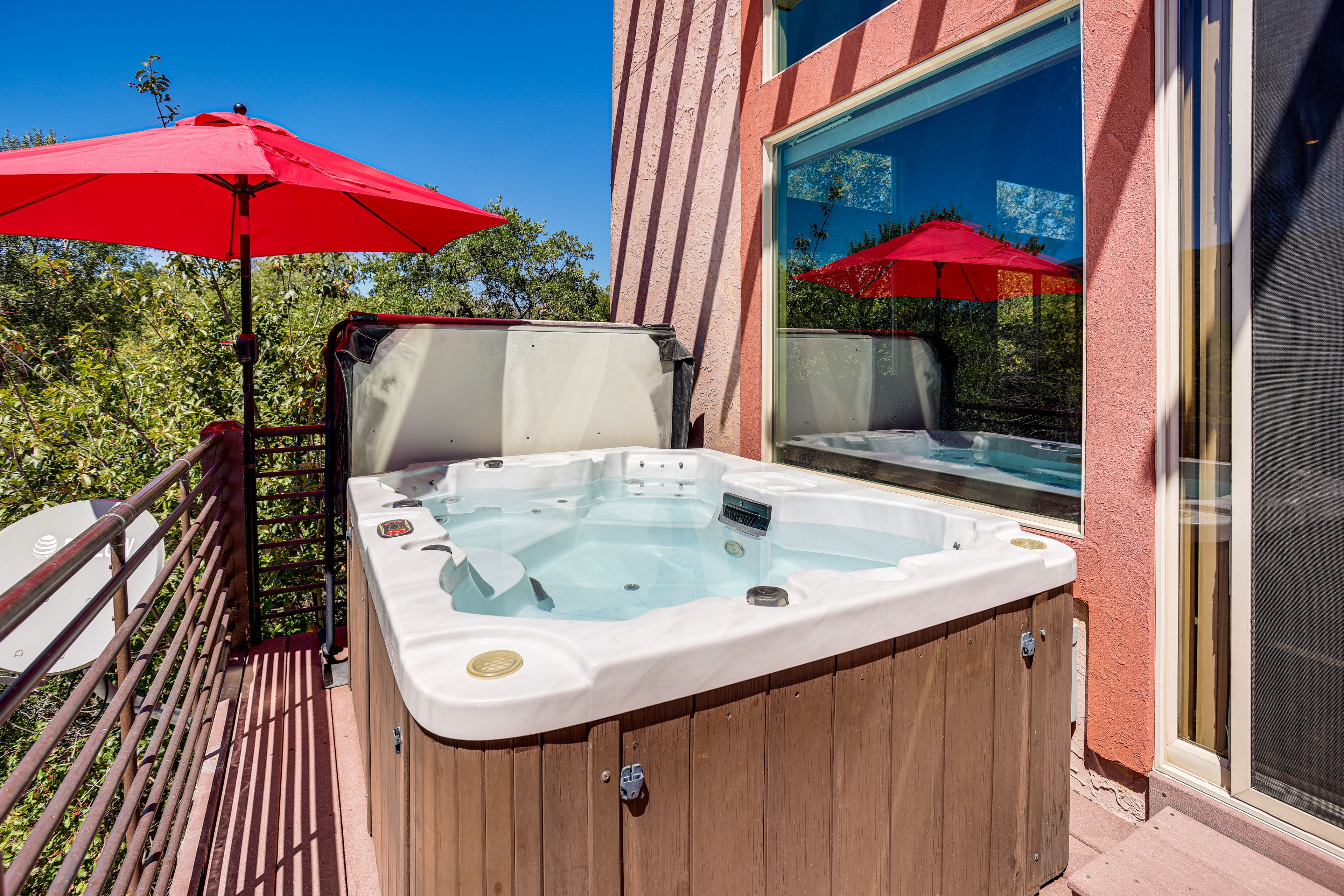 Private Deck | Hot Tub