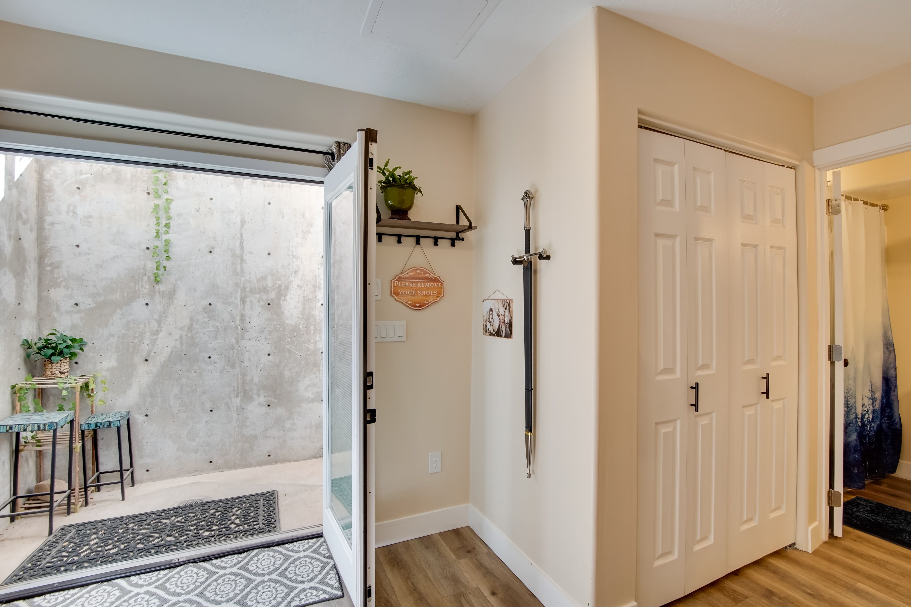 Unit Entry