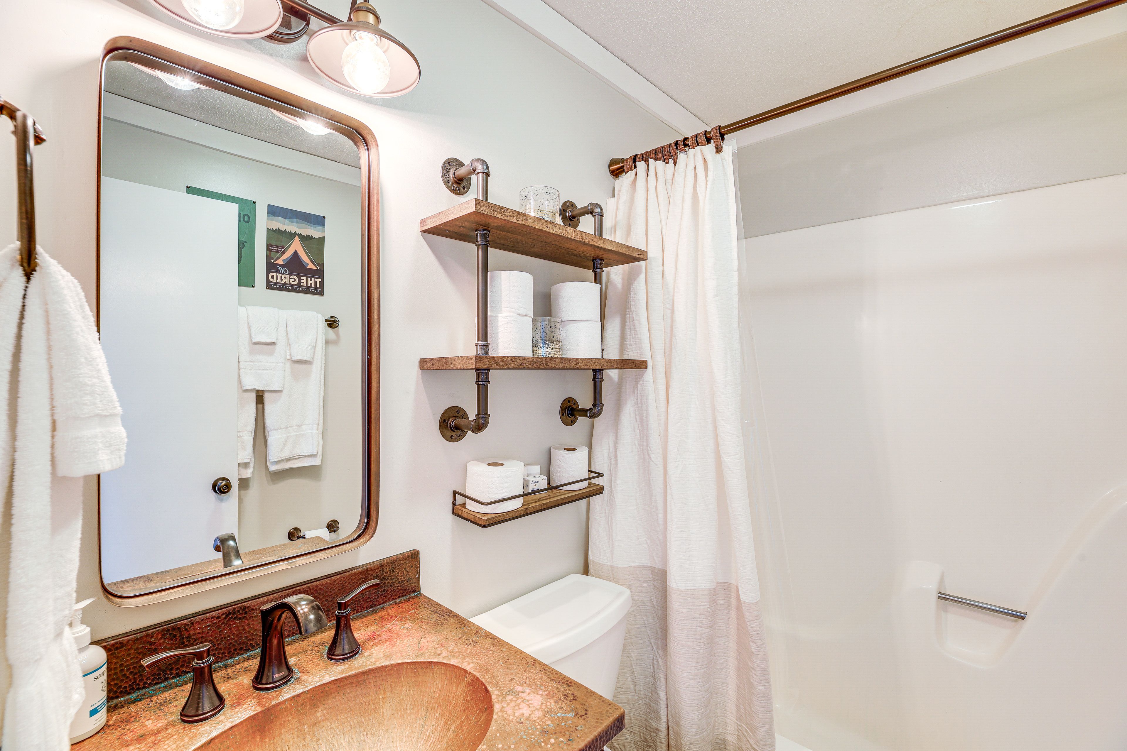 Full Bathroom