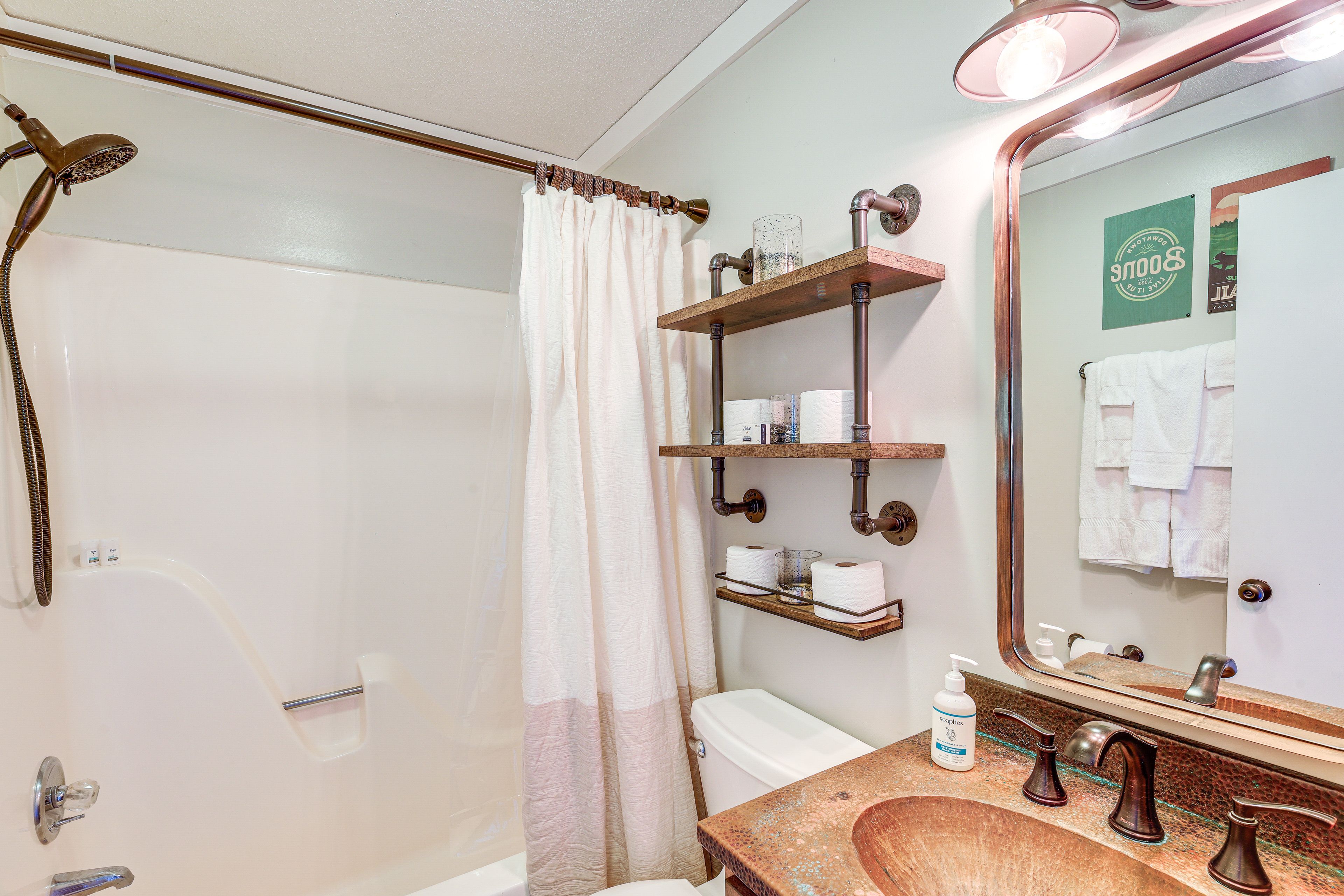 En-Suite Bathroom