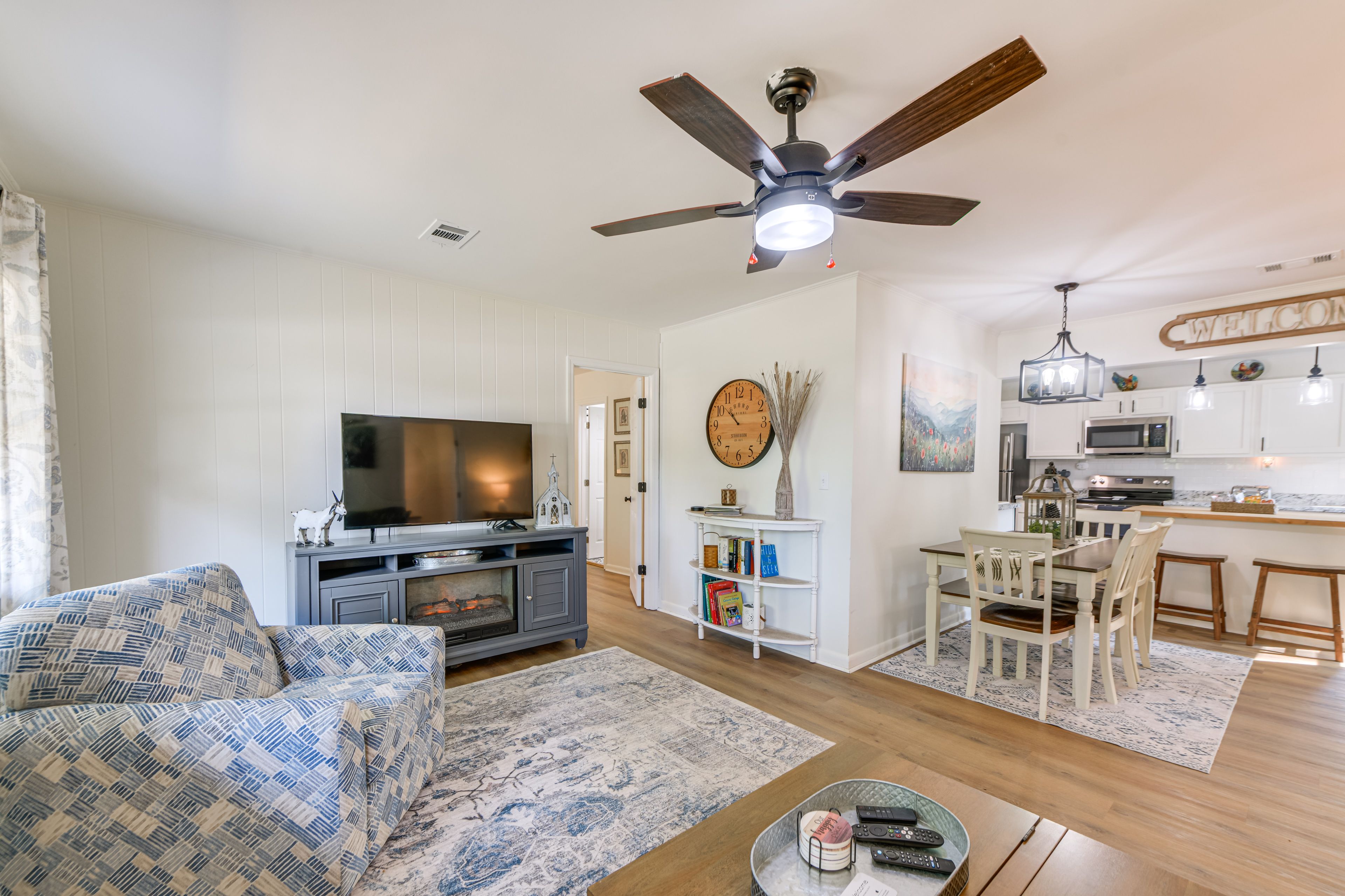 Pine Mountain Vacation Rental | 2BR | 2BA | 1,085 Sq Ft | 4 Steps to Enter