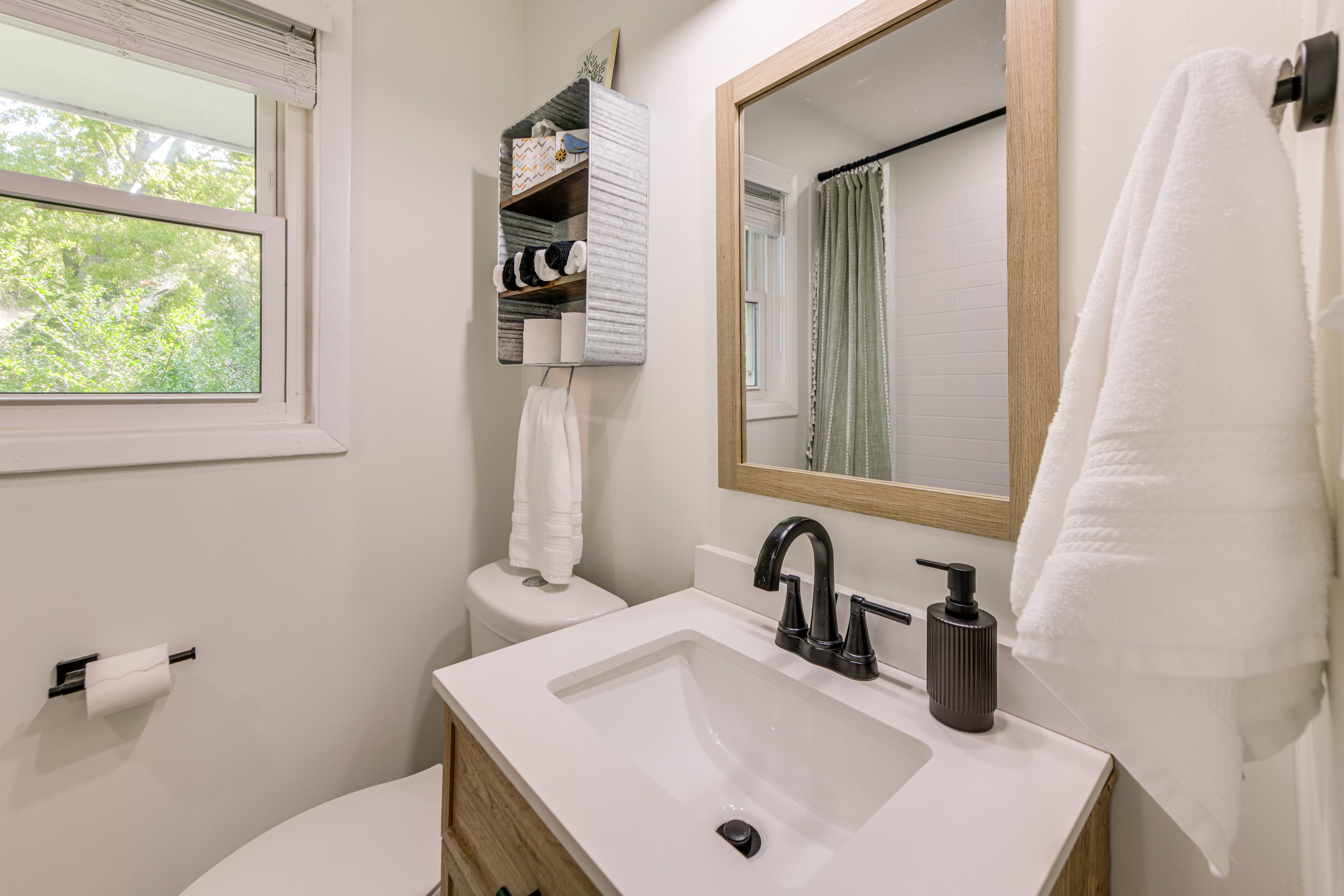 Full Bath | Towels | Hair Dryer