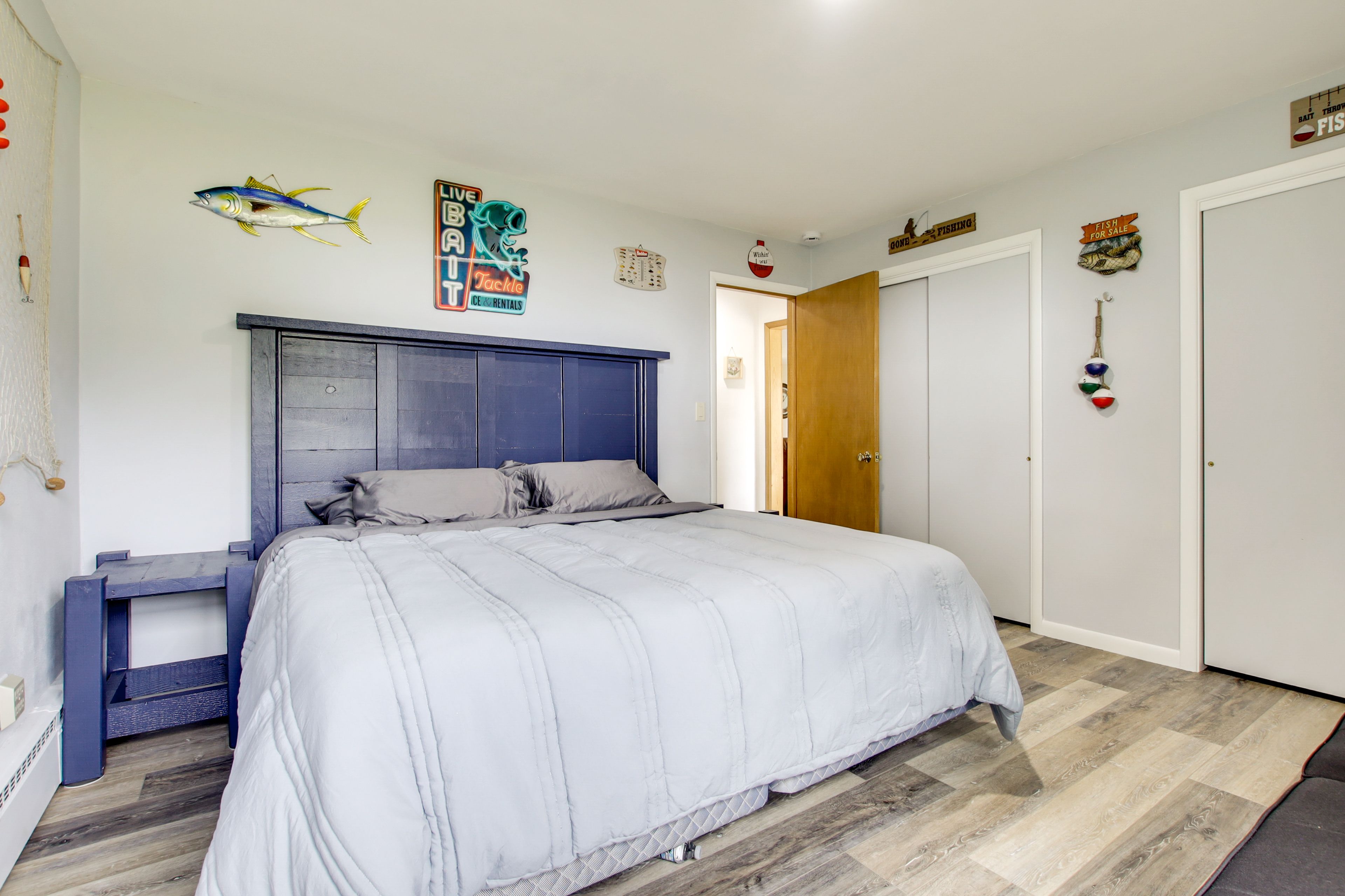 Bedroom 2 | King Bed | Twin Futon | Smart TV