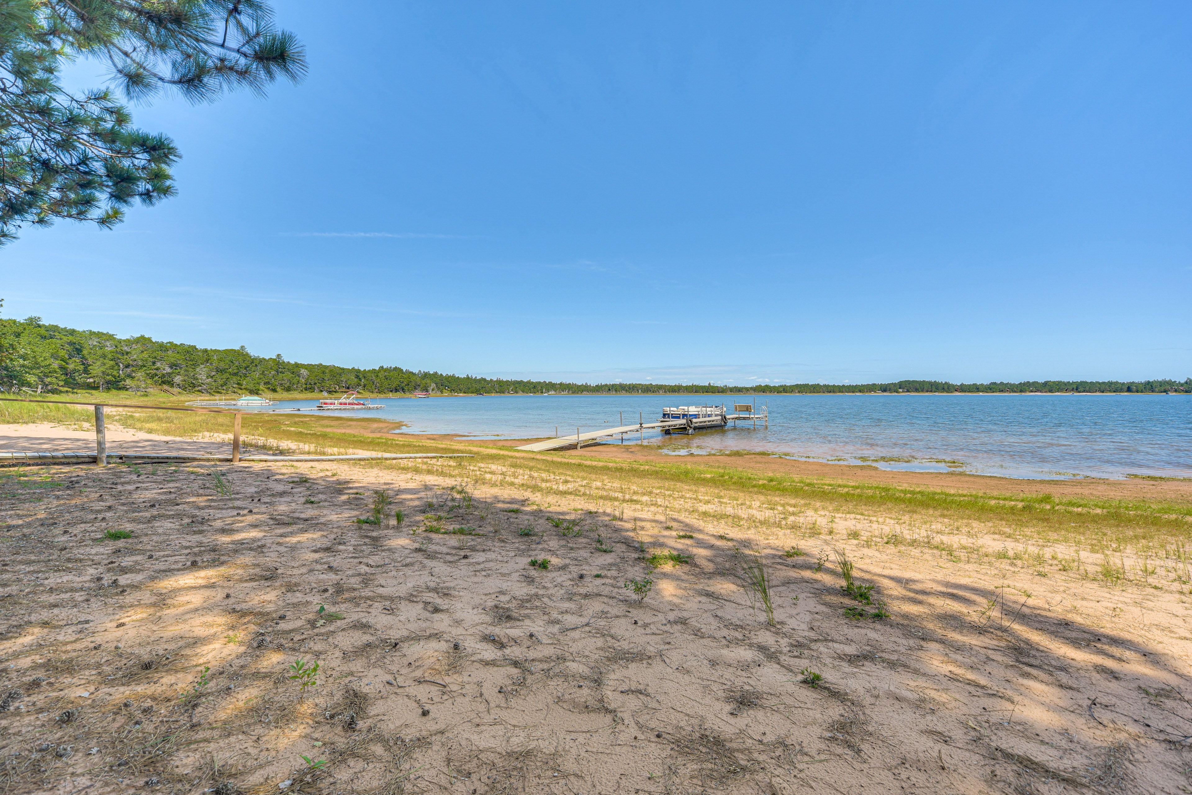 Lake Access On-Site | Private Dock