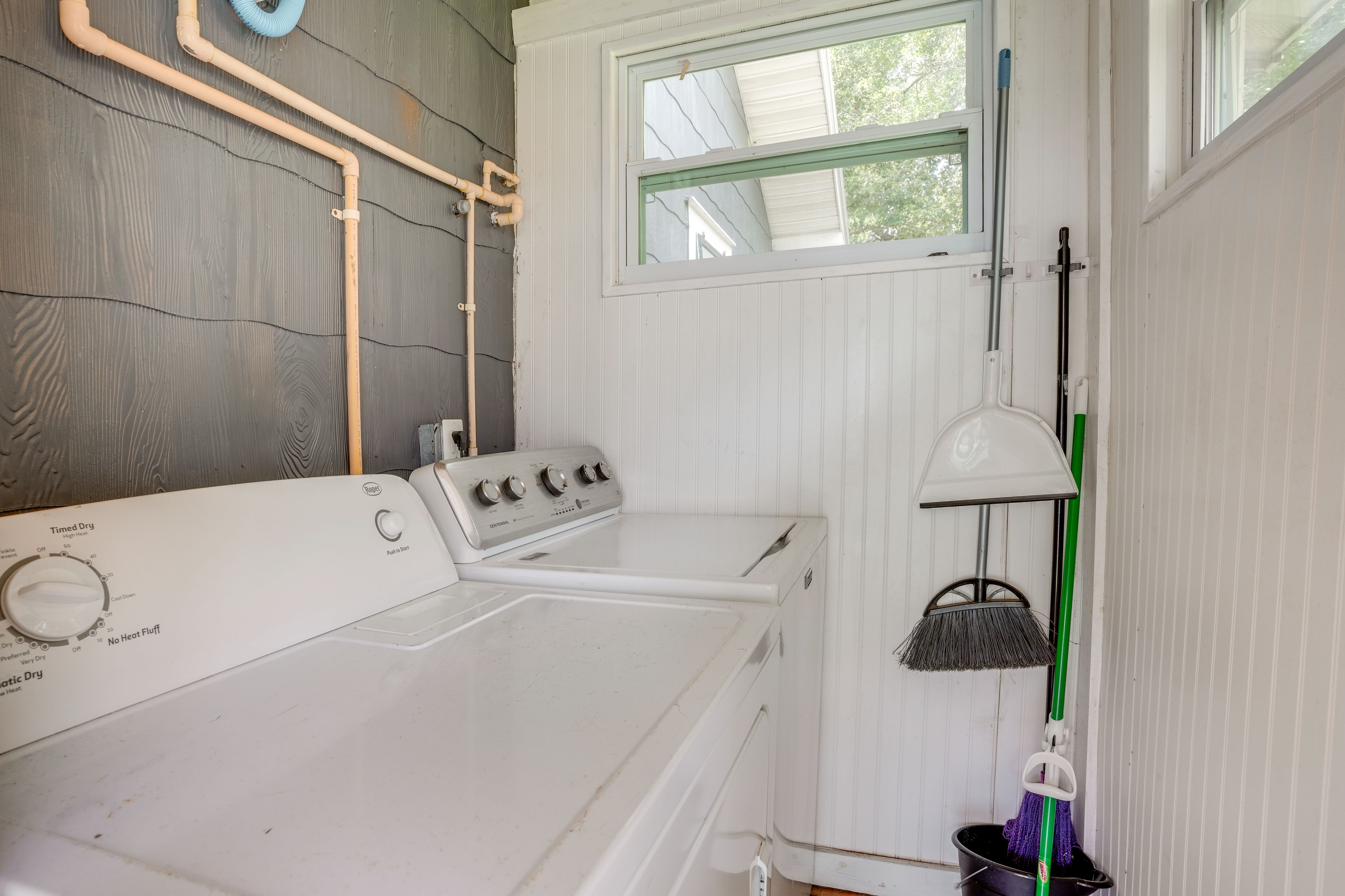 Washer & Dryer